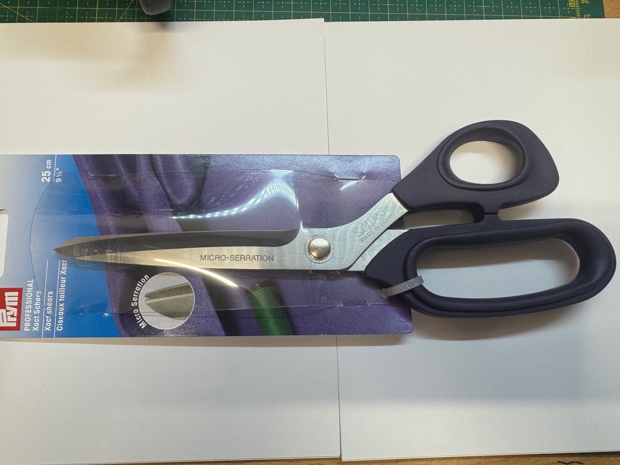 Prym Stoffscheren Schneiderschere "Professional" Xact 25cm, Micro Serration