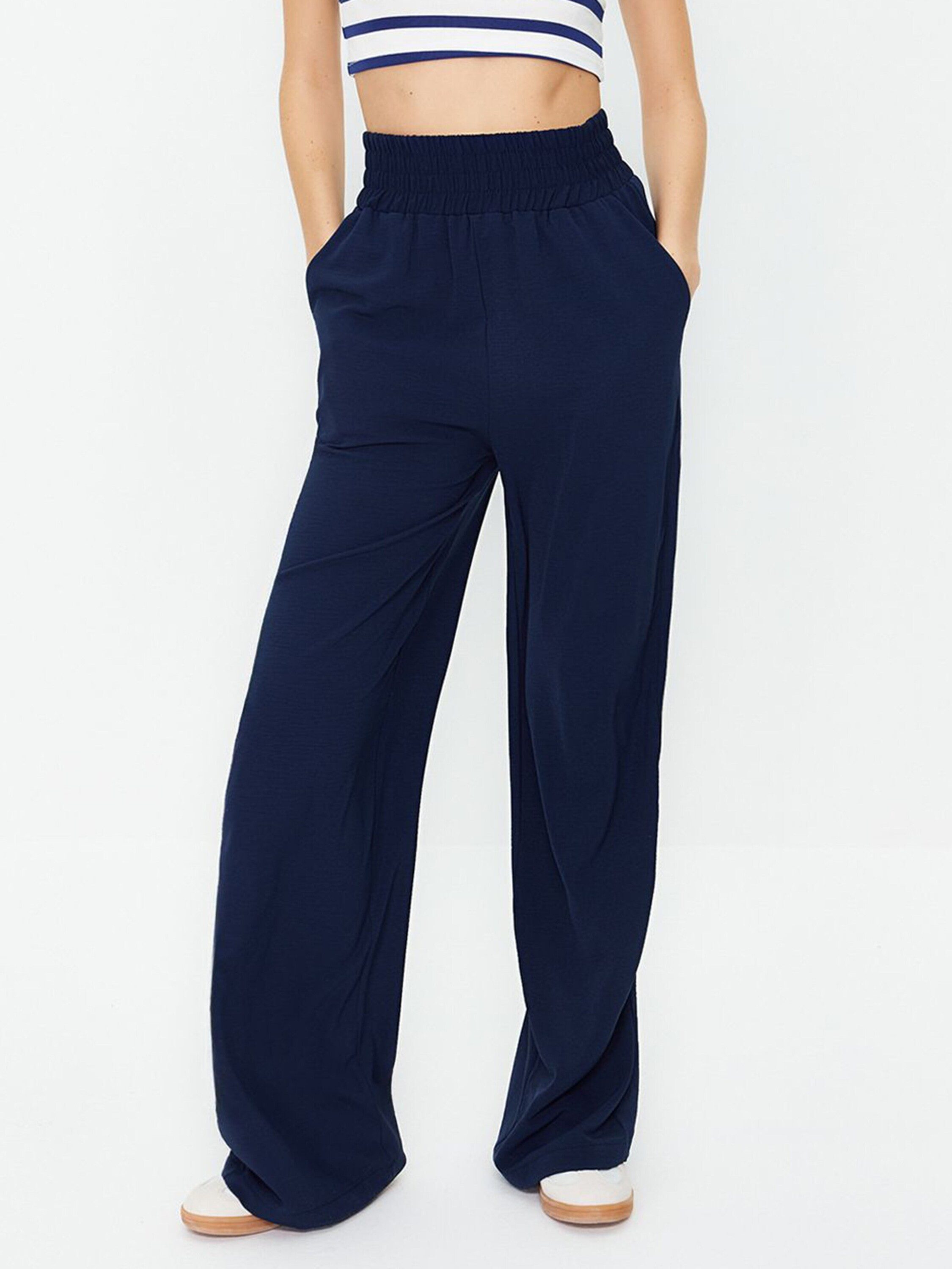 Trendyol Stoffhose (1-tlg) Drapiert/gerafft