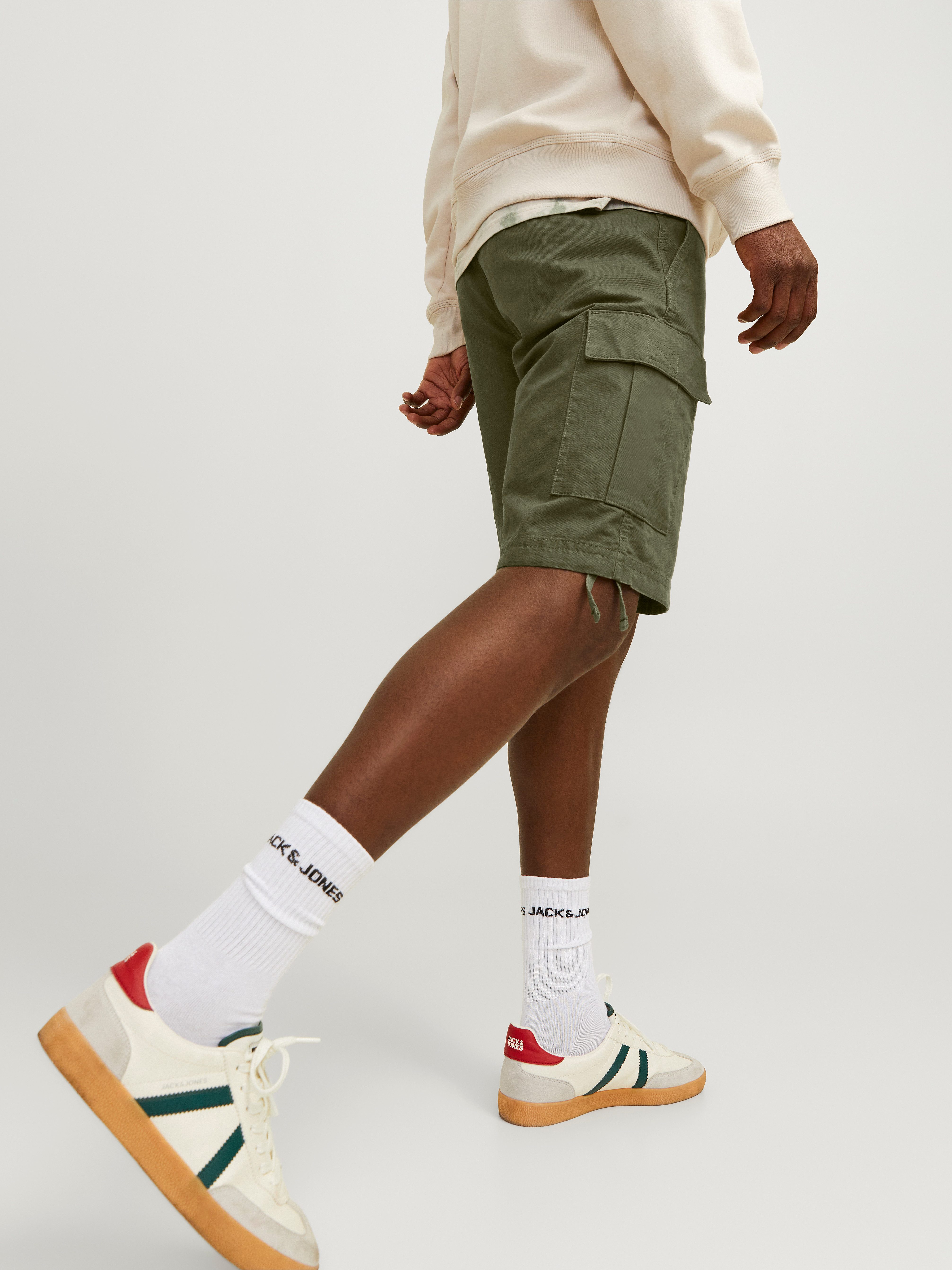Jack & Jones Cargoshorts JPSTCOLE BARKLEY JJCARGO SHORTS SN mit Cargo Tasch günstig online kaufen
