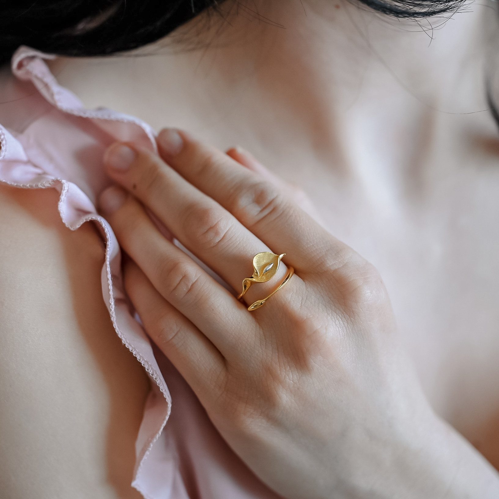 Runde Perlé Silberring eleganter Ring Calla Lilie, verstellbarer Ring, Silber Ring Damen, handgefertigter Ring 925er Silber, 18K Gold (Geschenkverpackung)