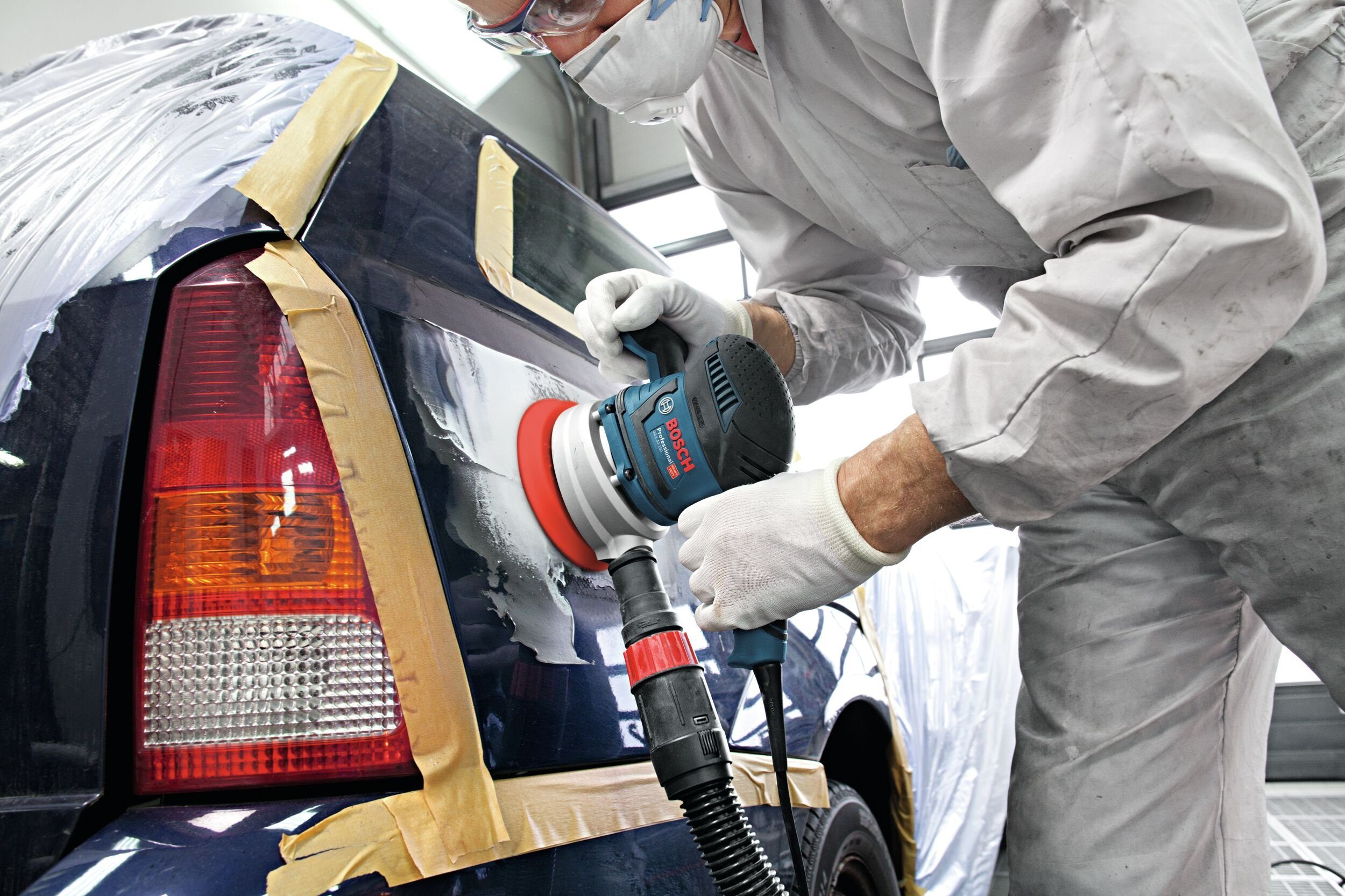 Bosch Professional Exzenterschleifer GEX 40-150, max. 12000 U/min, 24000 U/min, Mit Mehrlochschleifblatt C470 - im Karton