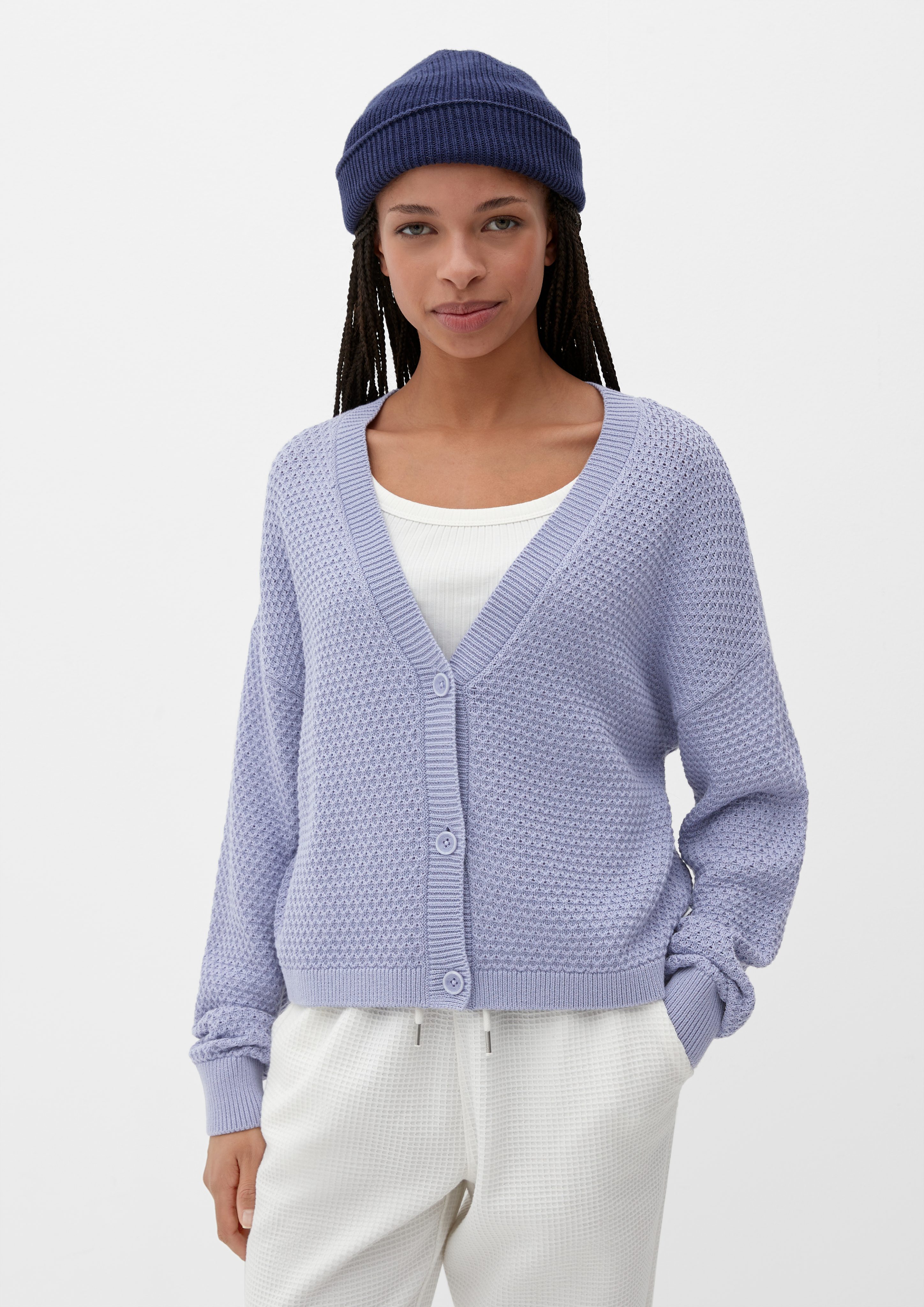 feinem QS Strickcardigan flieder Muster Funktionsjacke mit