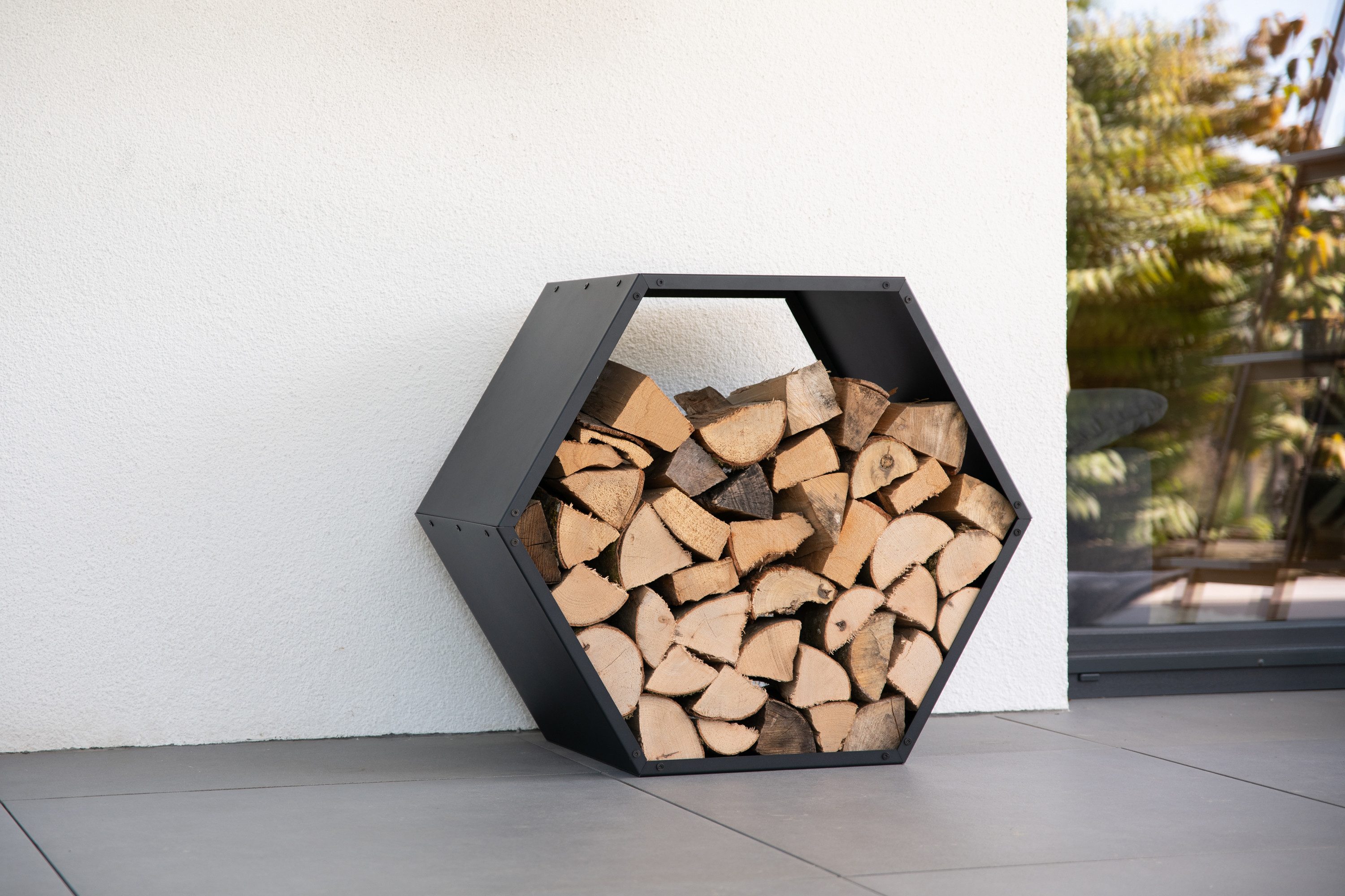 WESTMANN Kaminholzregal Biene, BxTxH:88x44,5x76,5 cm, schwarz, BxTxH: 88x44,5x76,5cm
