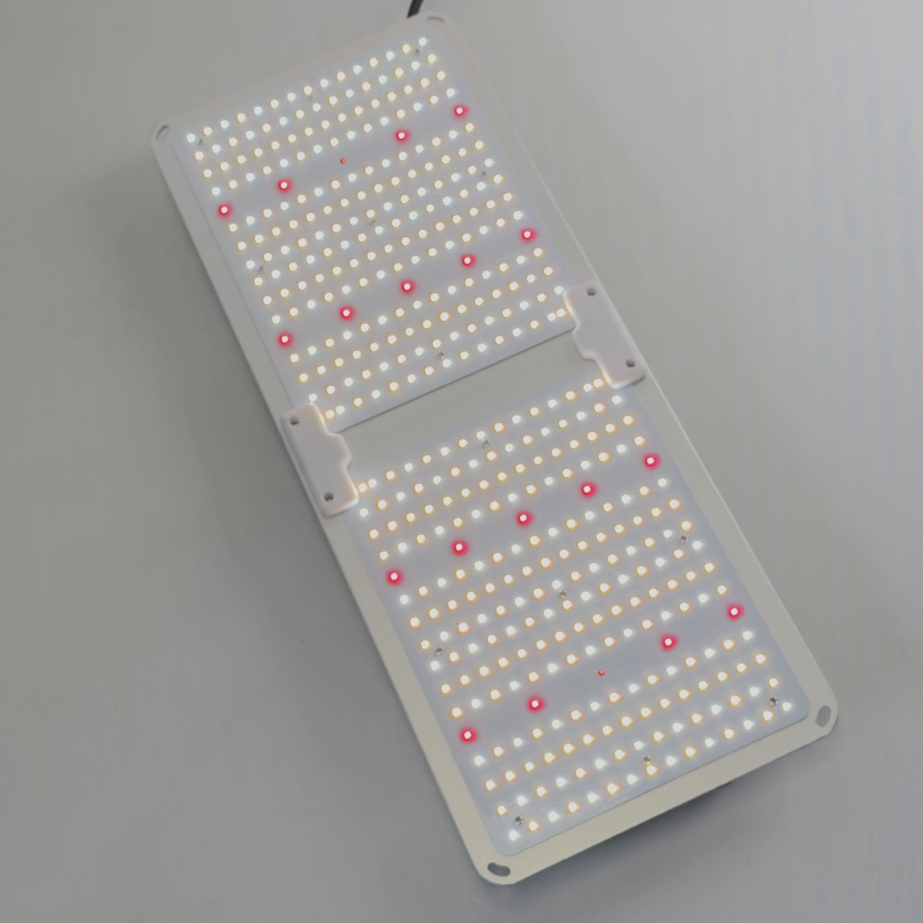 TEUTO Licht Pflanzenlampe Grow Lampe CANDY 420LED® PRO dimmbar, 250W, 710 μ günstig online kaufen