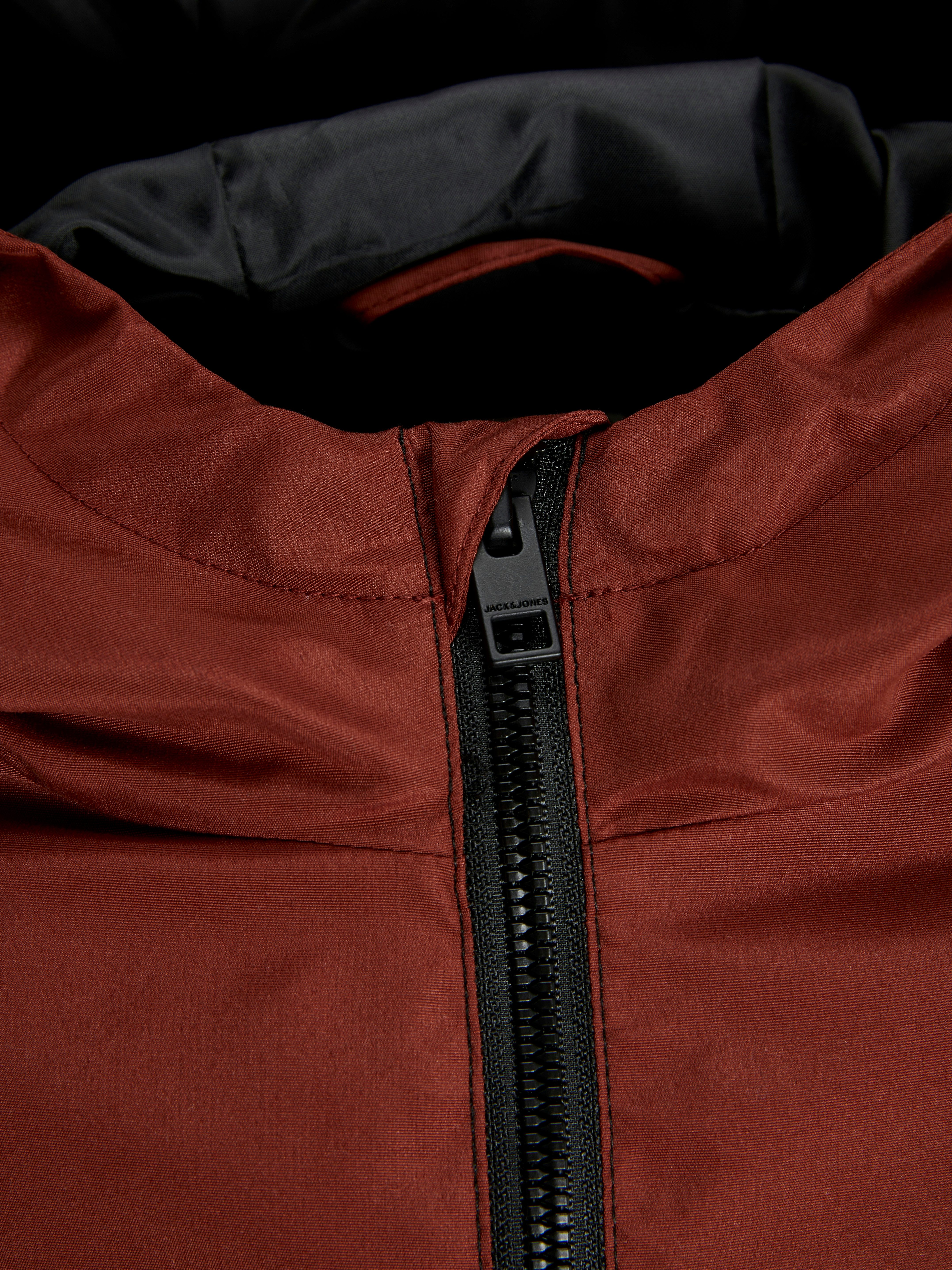 Jack & Jones Junior Outdoorjacke JJERUSH wasserabweisend, mit Kapuze, mattes Finish Polyester, regular fit