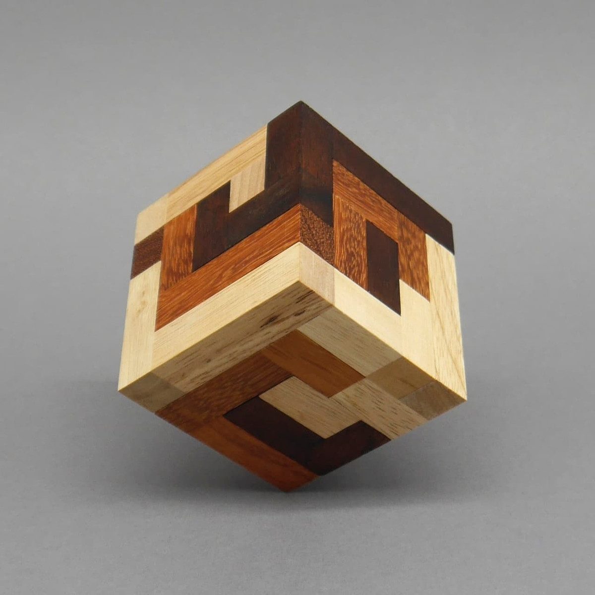 Spiel CONFUSIO - sehr schwieriges Interlocking-Puzzle