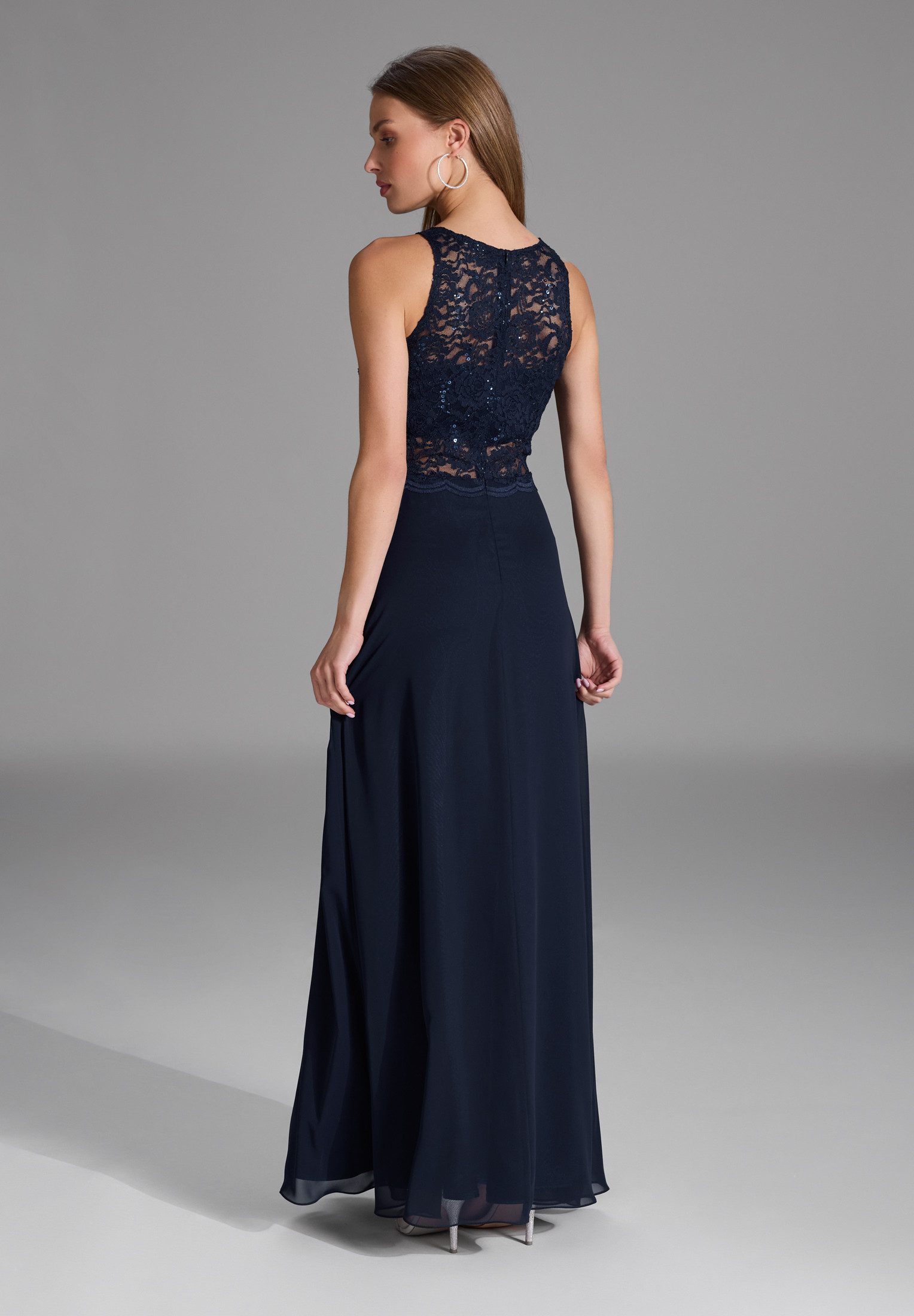 SWING Abendkleid Taillierte Passform mit fließendem Rockteil günstig online kaufen