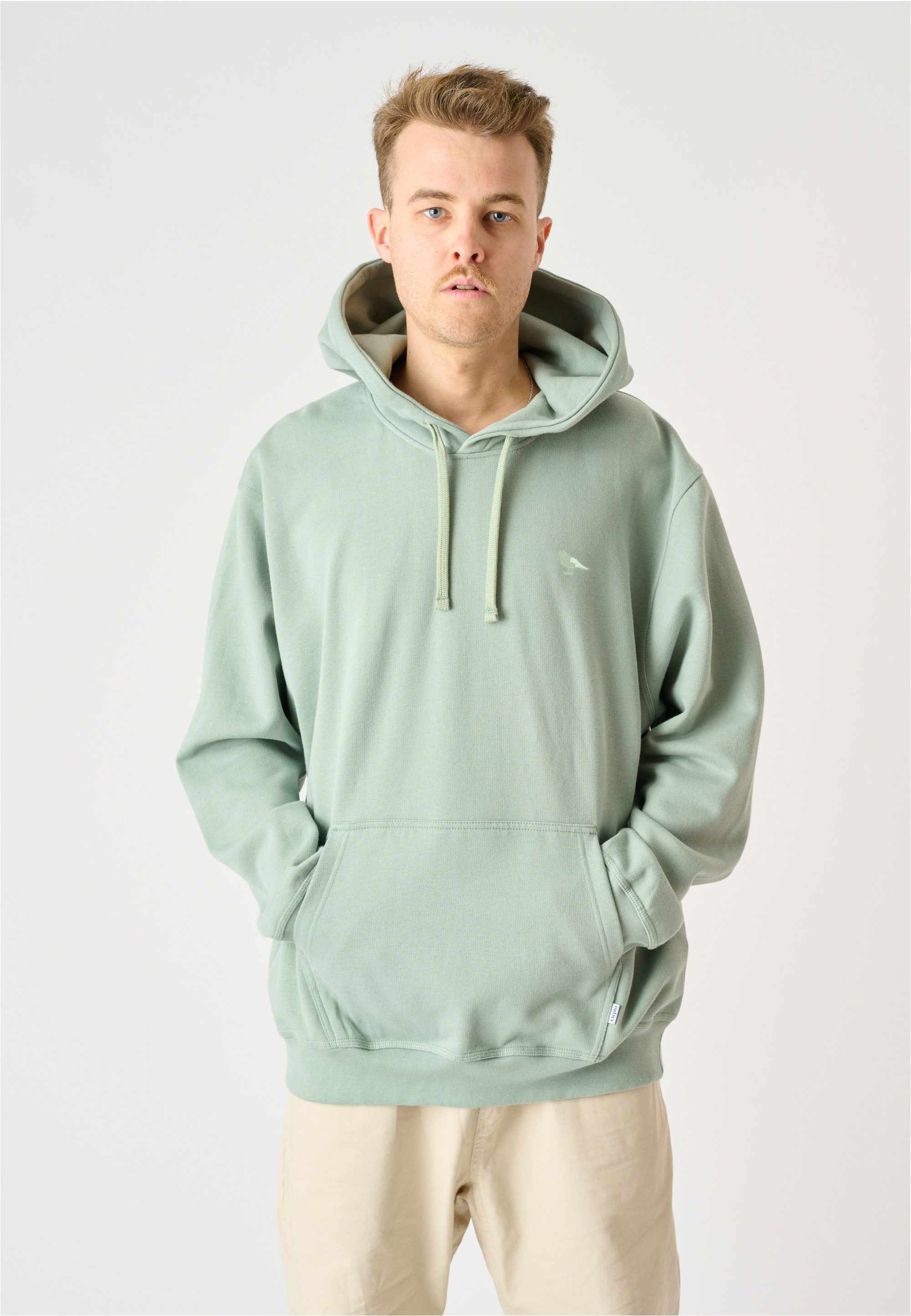 Cleptomanicx Kapuzensweatshirt Embro Gull Mono mit kleiner Logostickerei