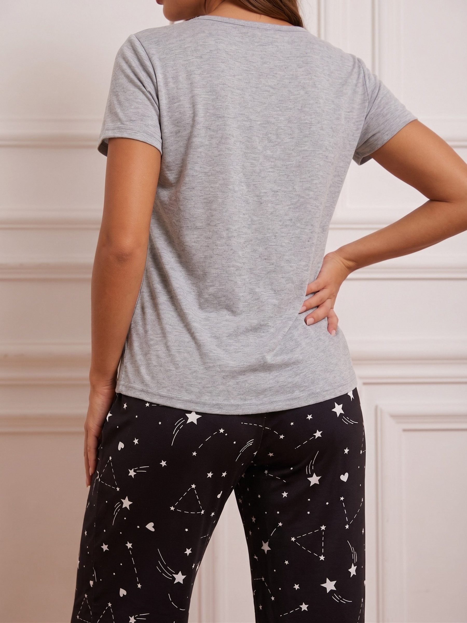Elegant Love Pyjama Gemütliche Damen-Nachtwäsche & Schlafanzug – ideal als Homewear (Set, 2 tlg., mit Kurzarmshirt & lange Hose) Elegante Loungewear – Pyjama-Se – Bild 5 von 5