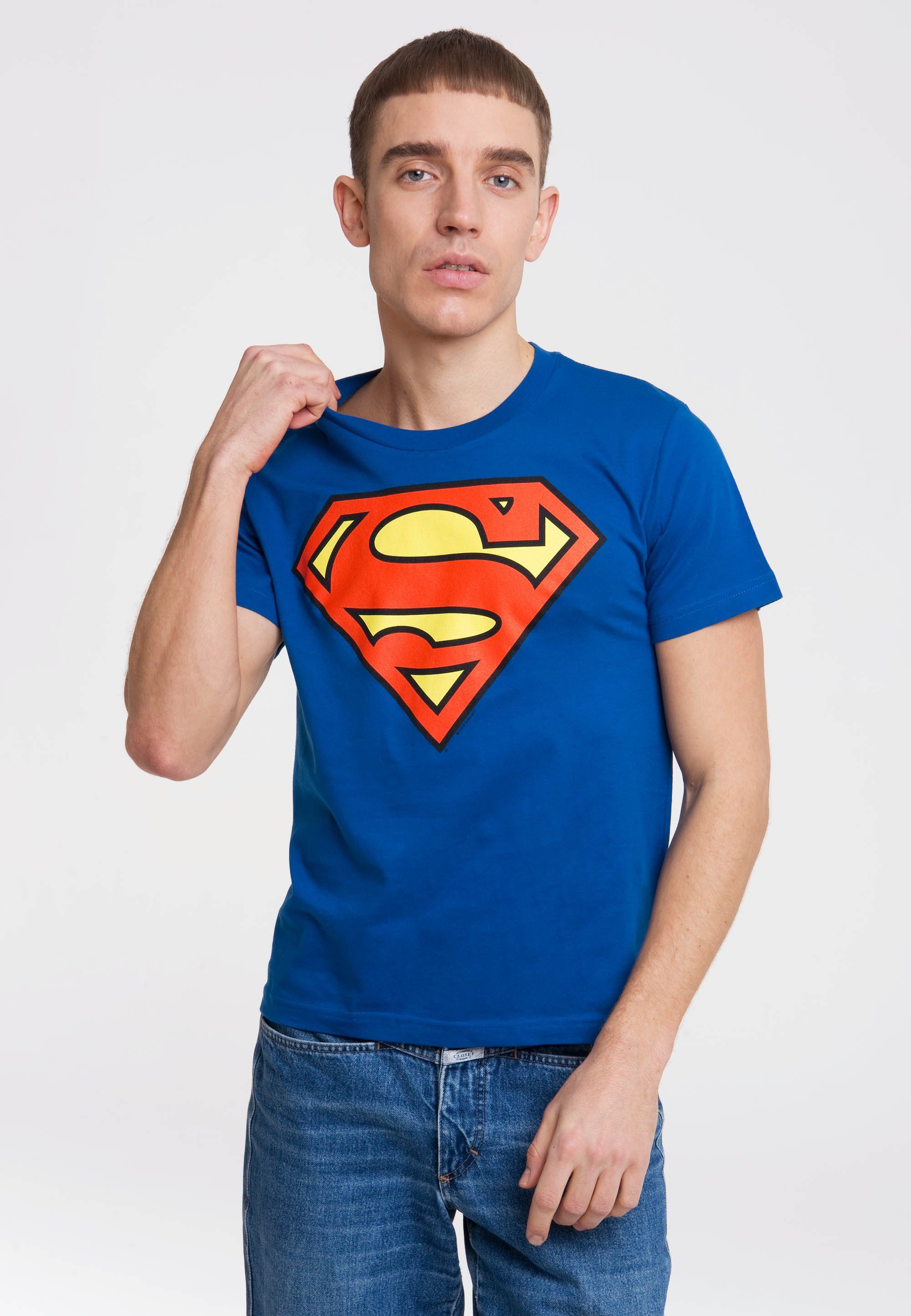LOGOSHIRT T-Shirt SUPERMAN - LOGO Rundhals-Ausschnitt Frontprint, Klassischer Passform für coolem mit optimale
