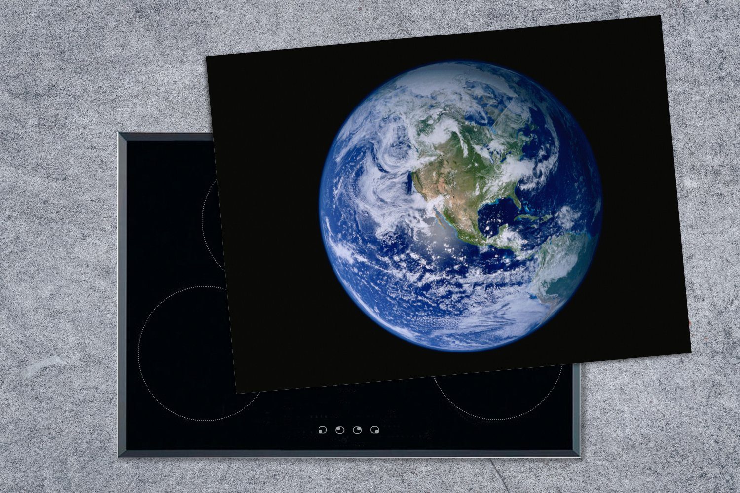 Satellitenbild Arbeitsfläche Mobile Wolken, Herdblende-/Abdeckplatte 70x52 mit nutzbar, Vinyl, (1 MuchoWow der cm, Ceranfeldabdeckung tlg), Erde