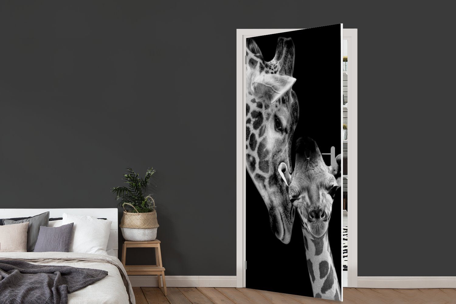 Tür, für - St), 75x205 (1 Türtapete Fototapete Schwarz Tiere - Türaufkleber, - Matt, MuchoWow bedruckt, Porträt - Giraffe cm Weiß,