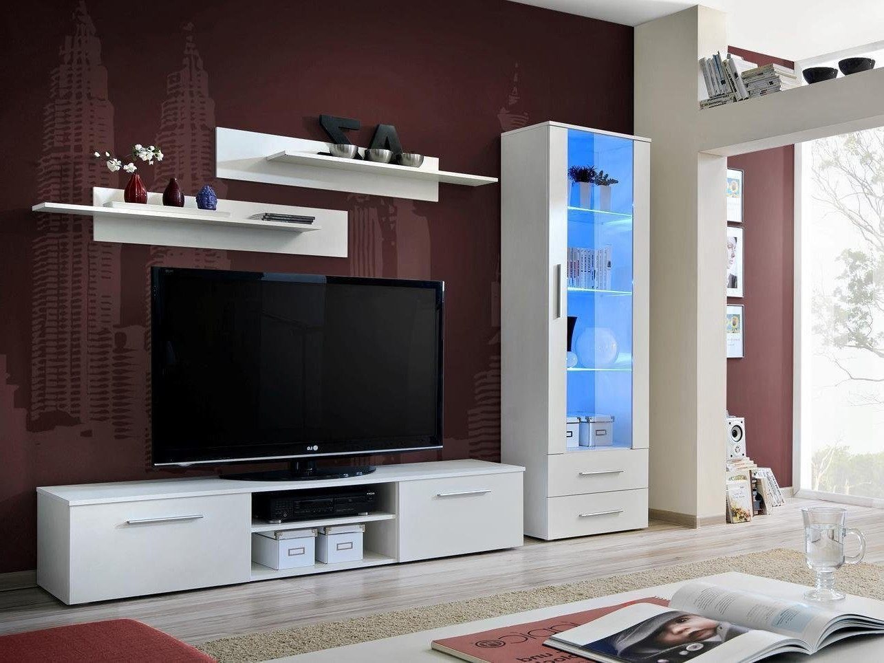 Wohnwand Weiße Vitrine mit TV-Regal und modernem Design