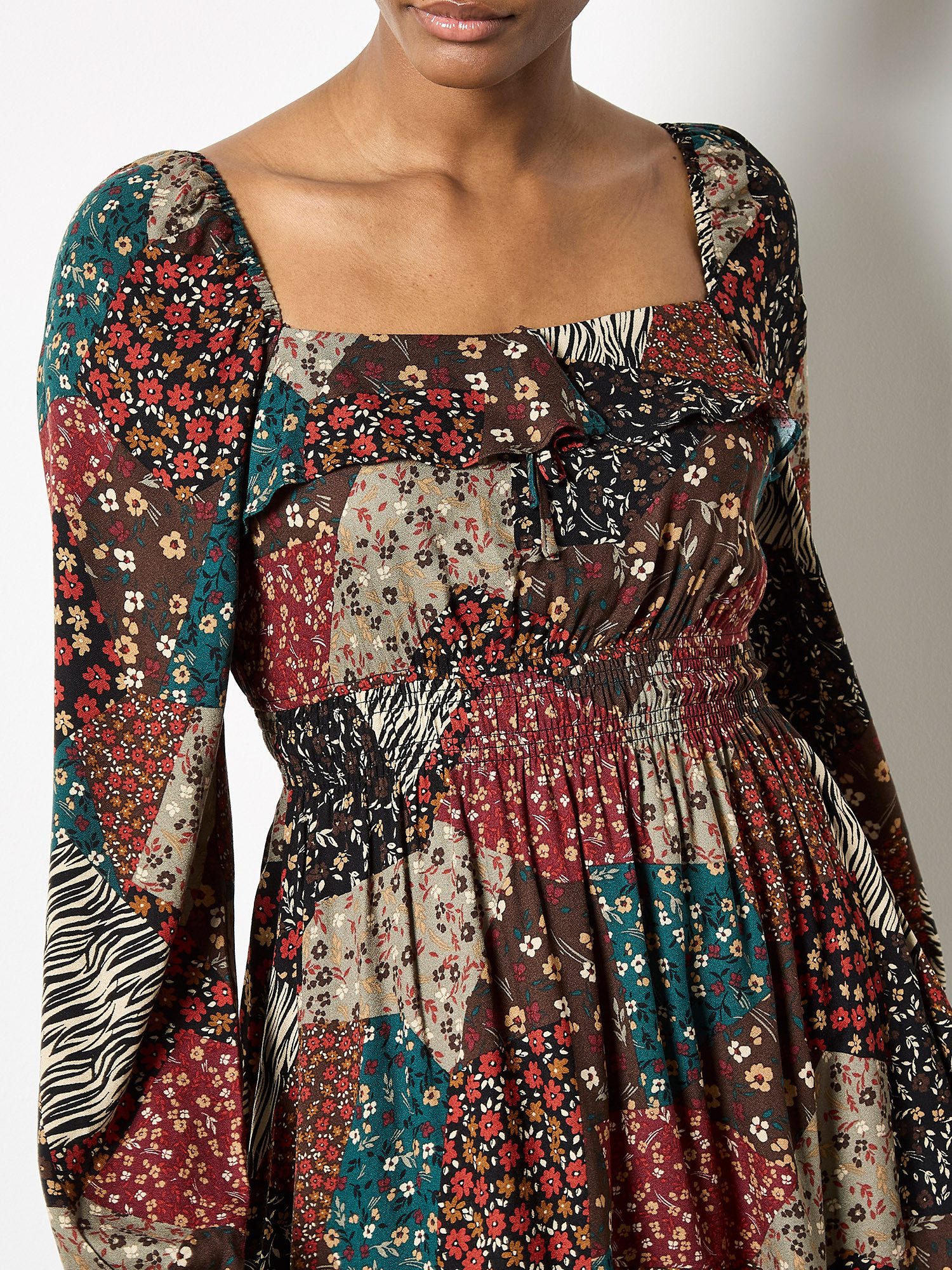 Apricot Minikleid Patchworkkleid mit Smokdetails und Ballonärmel