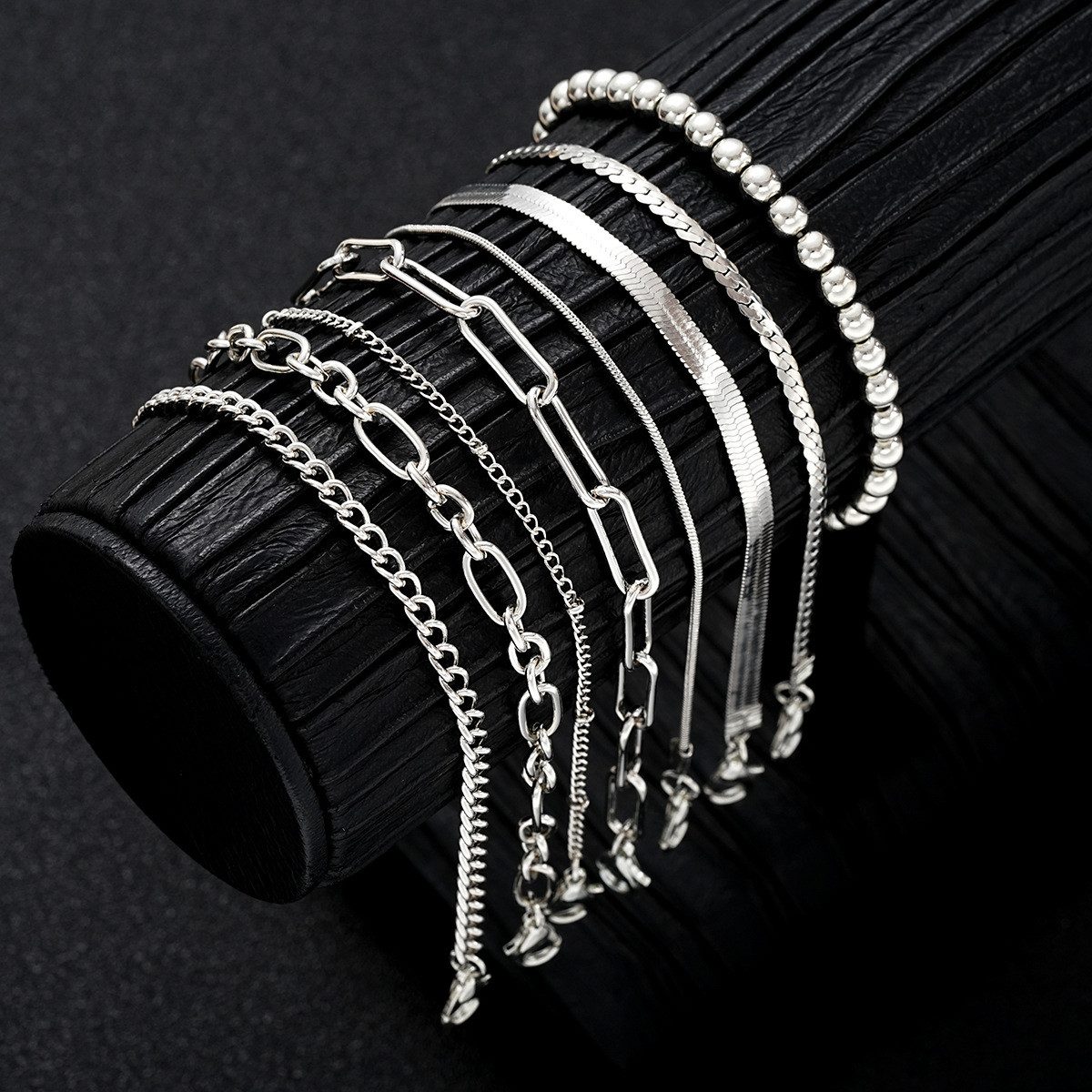 KARMA Armband Set Damen Armband-Set Siber oder Gold modern 8tlg. (Metall, 8-tlg., modern Geschenkidee Frauen Accessoire), Damenarmband mehrteilig verstellbar