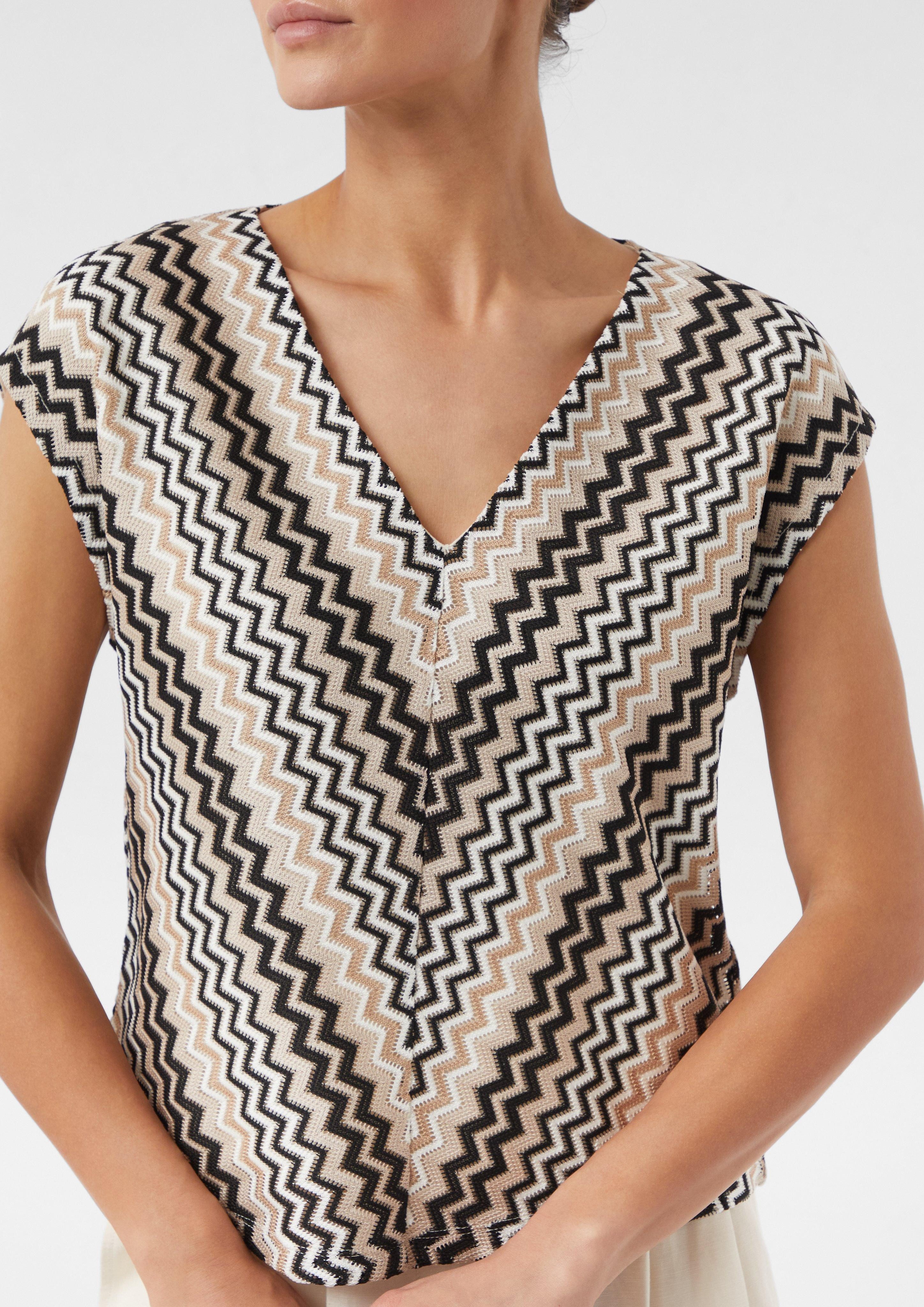 Comma Kurzarmshirt Gestricktes Shirt mit Zick-Zack-Muster günstig online kaufen