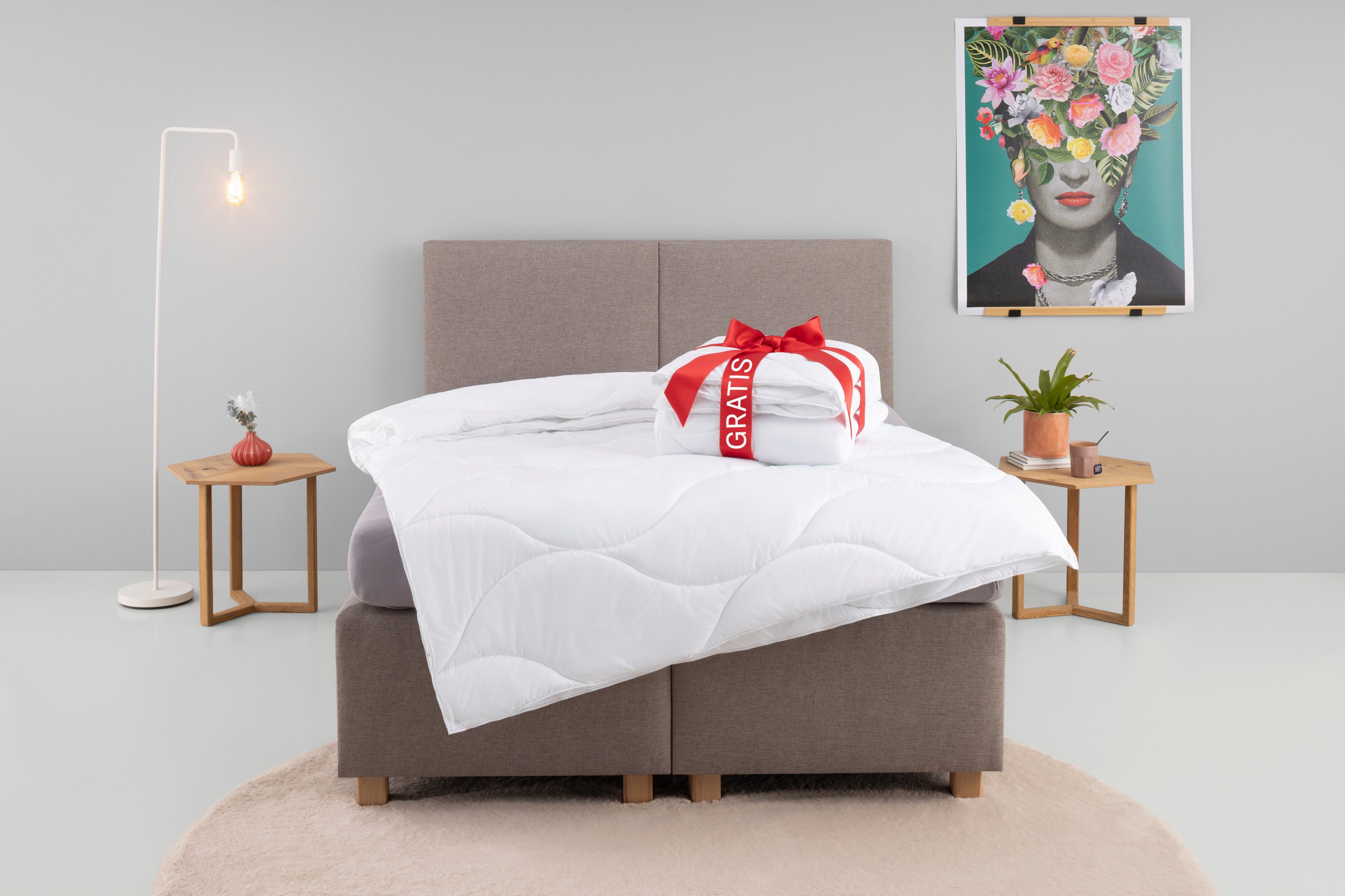OTTO home Microfaserbettdecke Caelan, kaufe eine Decke - erhalte die Leichtbettdecke gratis dazu!, Füllung: 100% Polyester, Bezug: 100% Polyester, Bettdecke 135x200 cm und 155x220 cm, Sommer, Winter