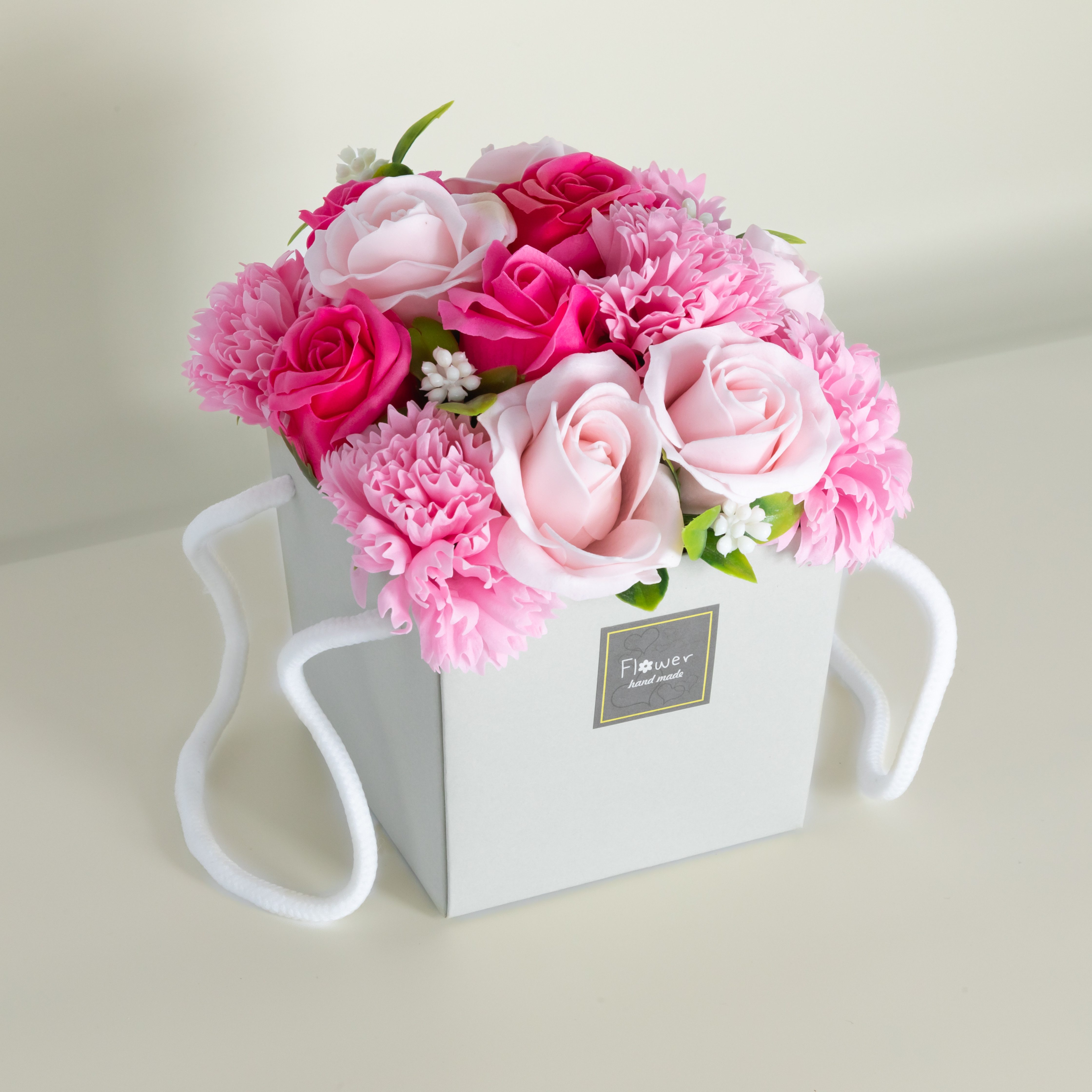 Kunstpflanze Seifenblumenstrauß Rose und Nelke Handgefertigter günstig online kaufen