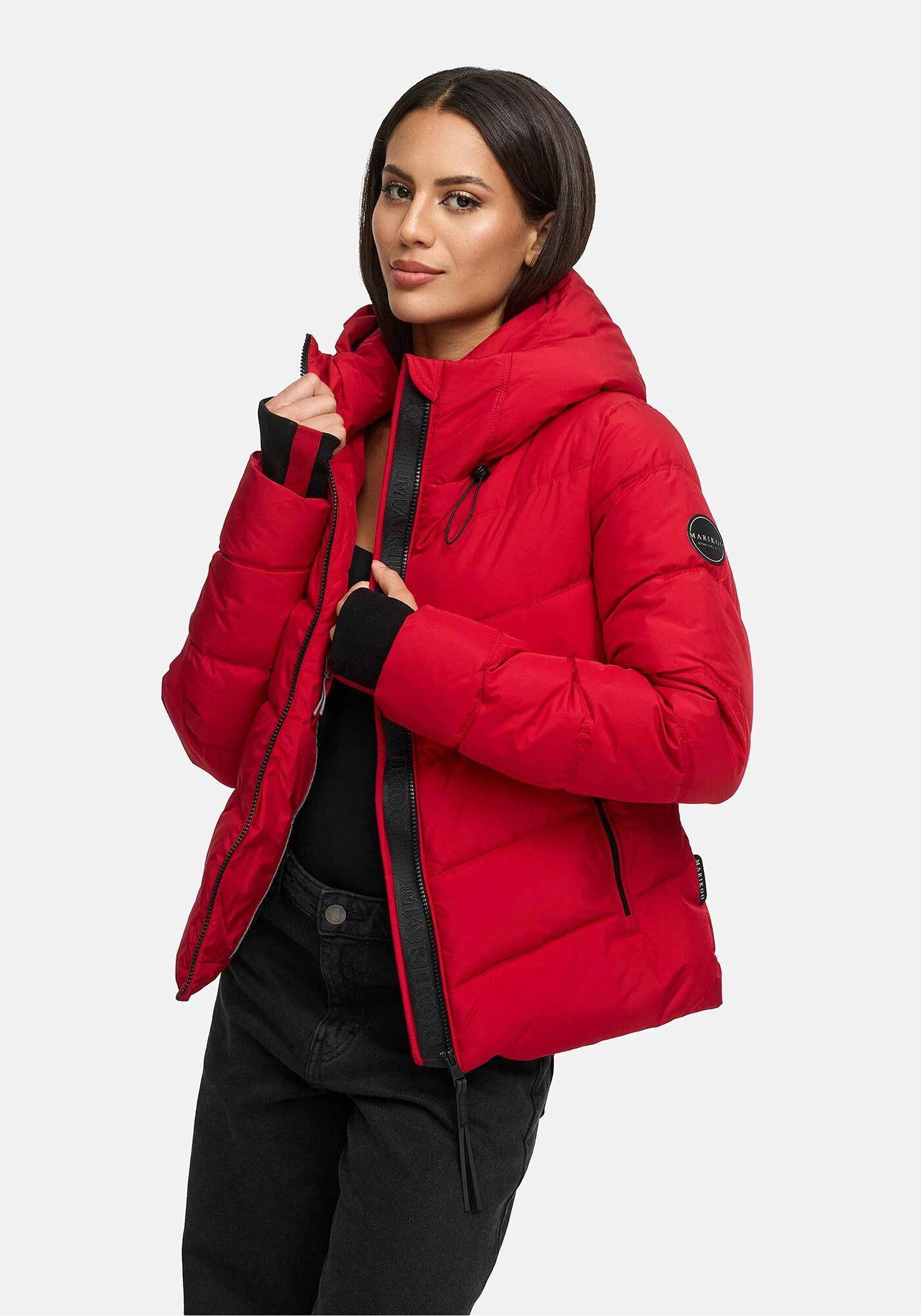 Marikoo Winterjacke Yukanii Kurze Winterjacke mit langen Bündchen und Daumenloch
