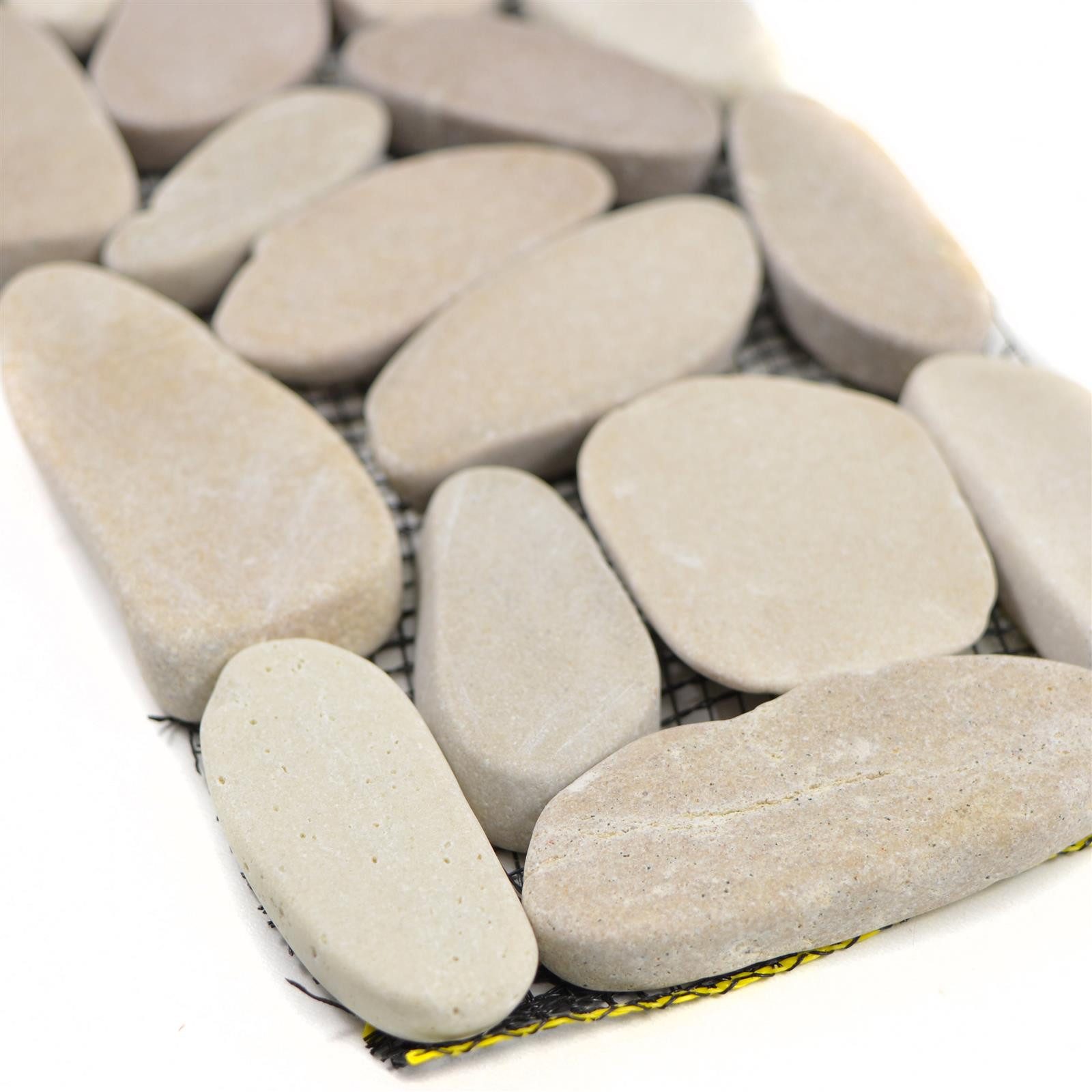 Mosafil Mosaikfliesen Flusskiesel Bordüre Chenoa Tan 10x30cm, Naturstein 30.000x10.000, tan, Verlegefertig auf ein Netz geklebt - Frostsicher - Wasserfest