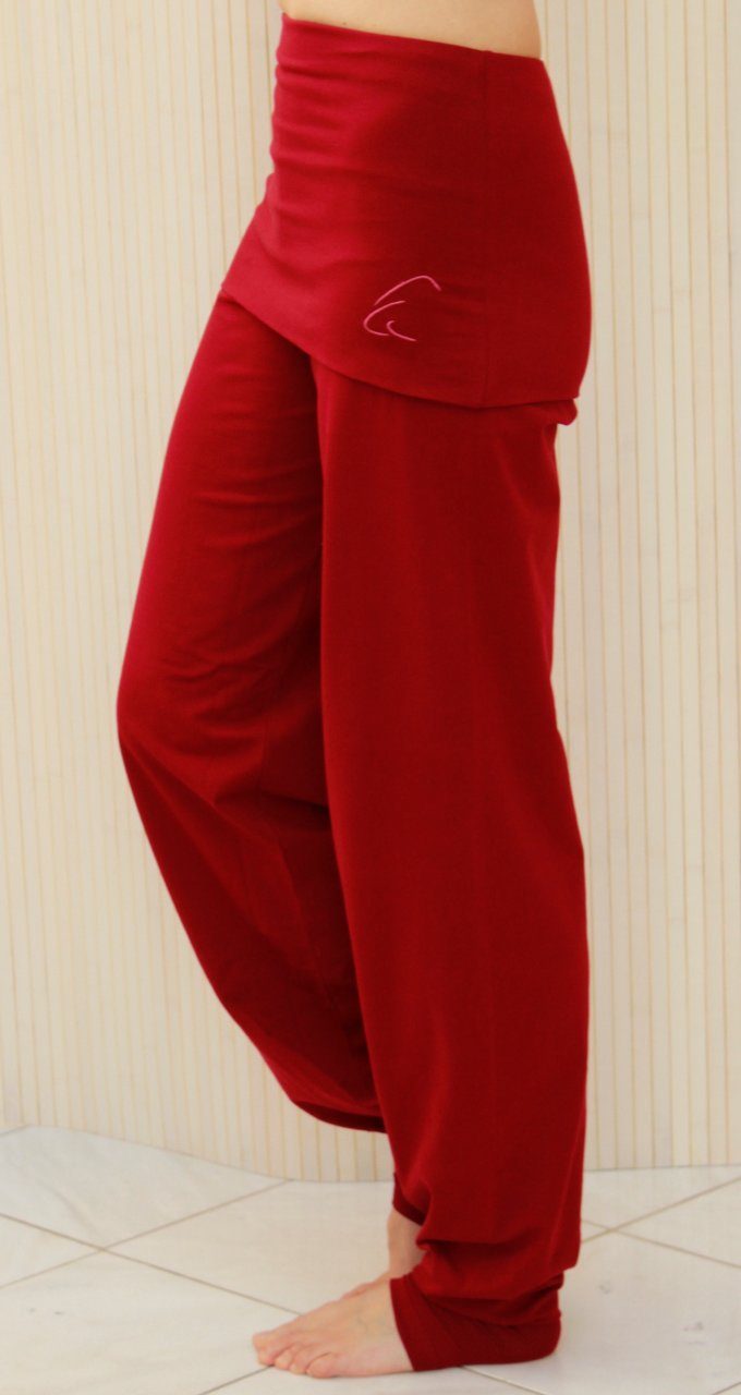elastischem Yogahose das in Bio-Baumwolle ESPARTO Sooraj Granatrot Yogahose - mit Bund Original