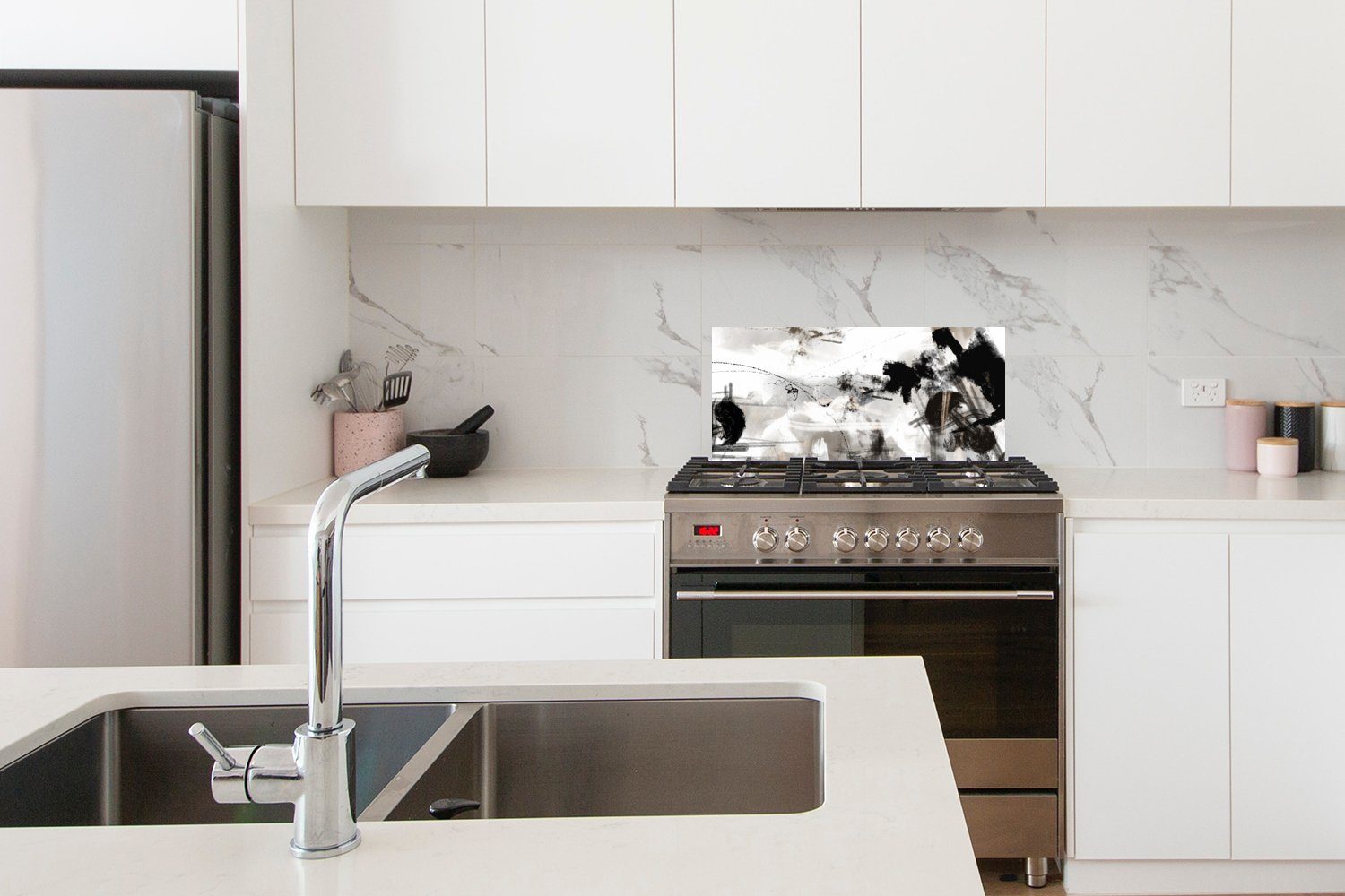 Weiß - Schwarz Schmutzflecken und MuchoWow und 60x30 - Wandschutz, - Farbe gegen Küchen Kunst, cm, (1-tlg), Fett Küchenrückwand für Malerei