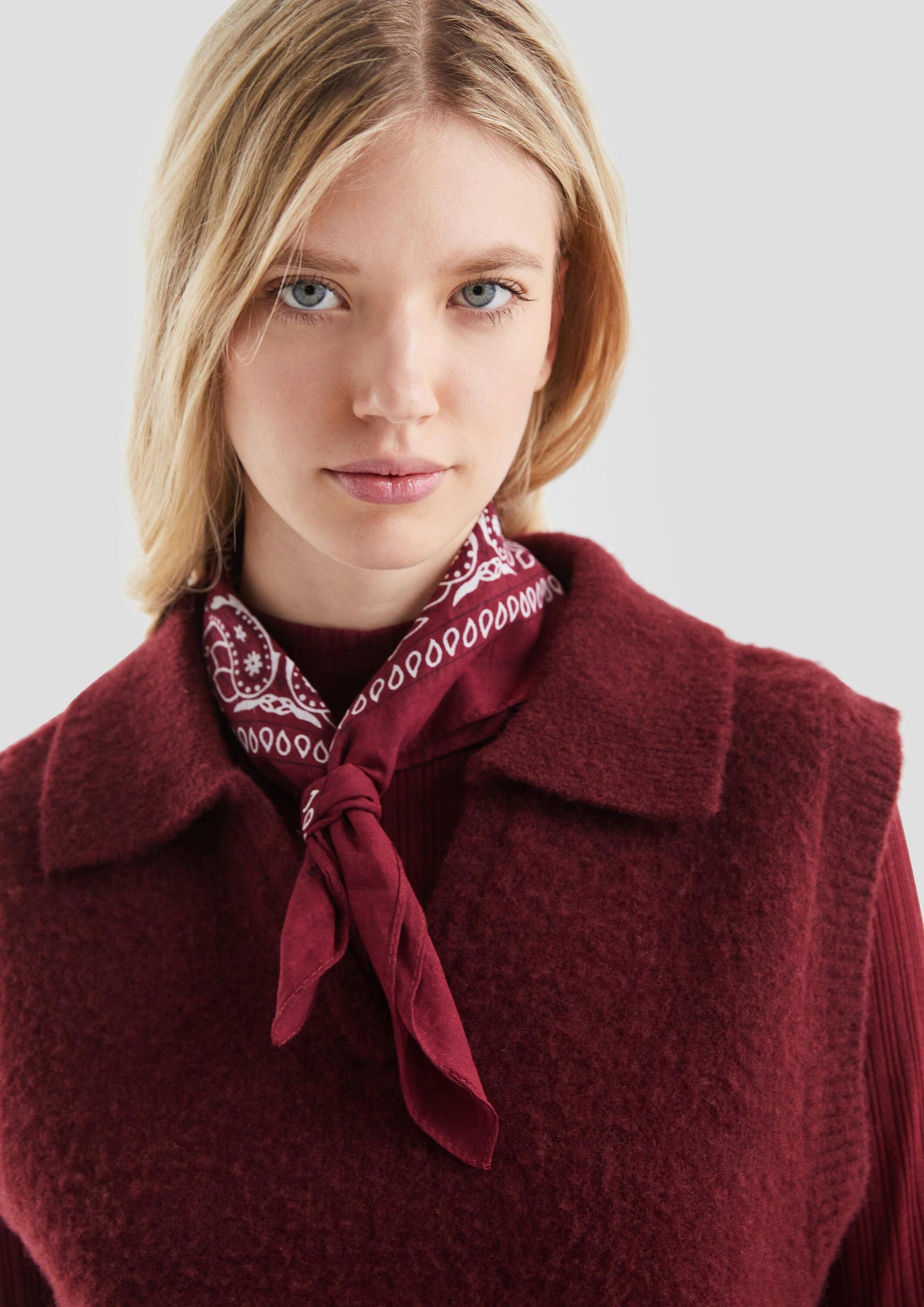 QS Kurzarmpullover Strickpullover Flauschiger Pullunder mit Polokragen