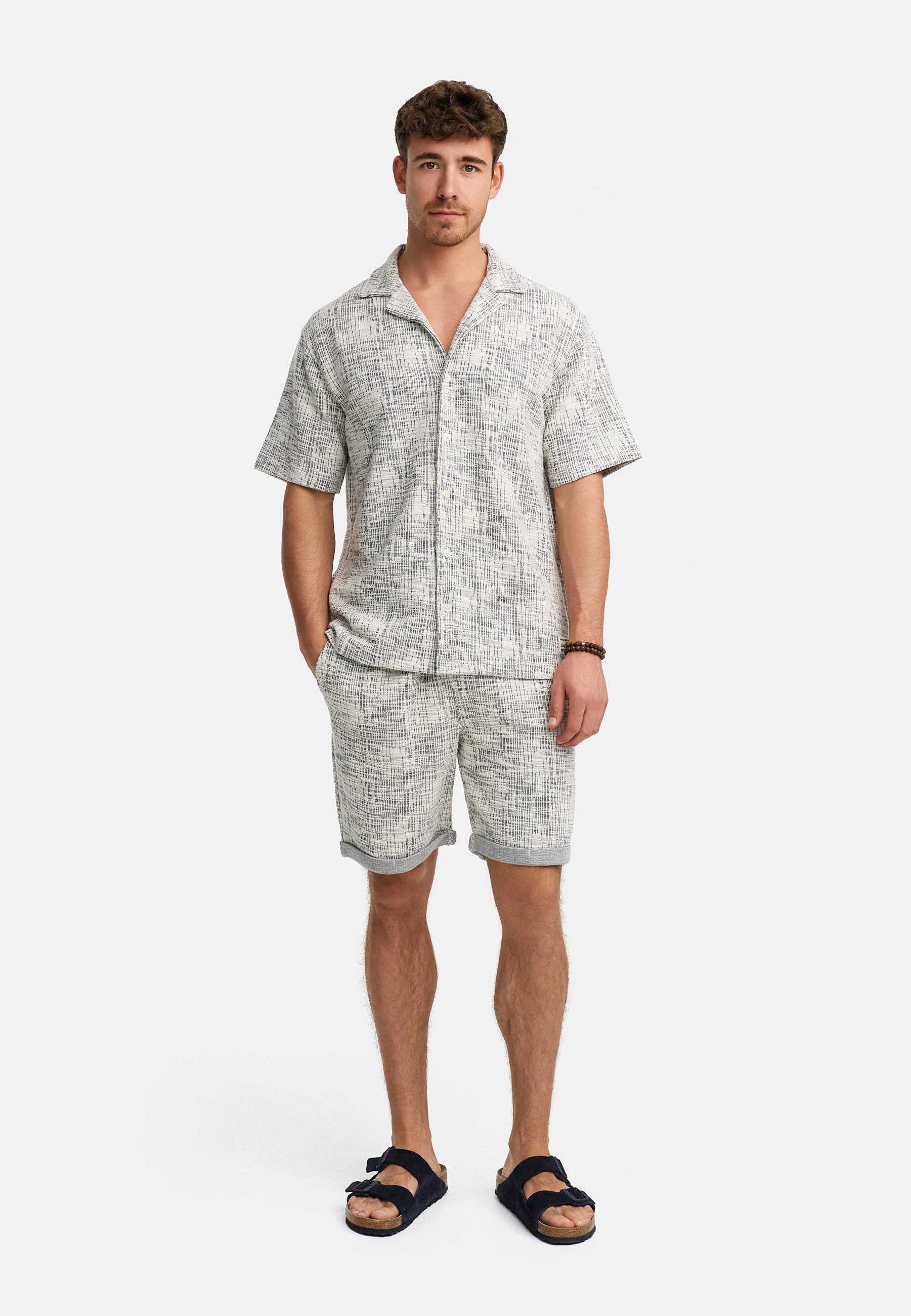 INDICODE Freizeitanzug Herren INSofus Set Shirt Herrenshorts Set, mit strukturierter Oberfläche für eine besondere Note