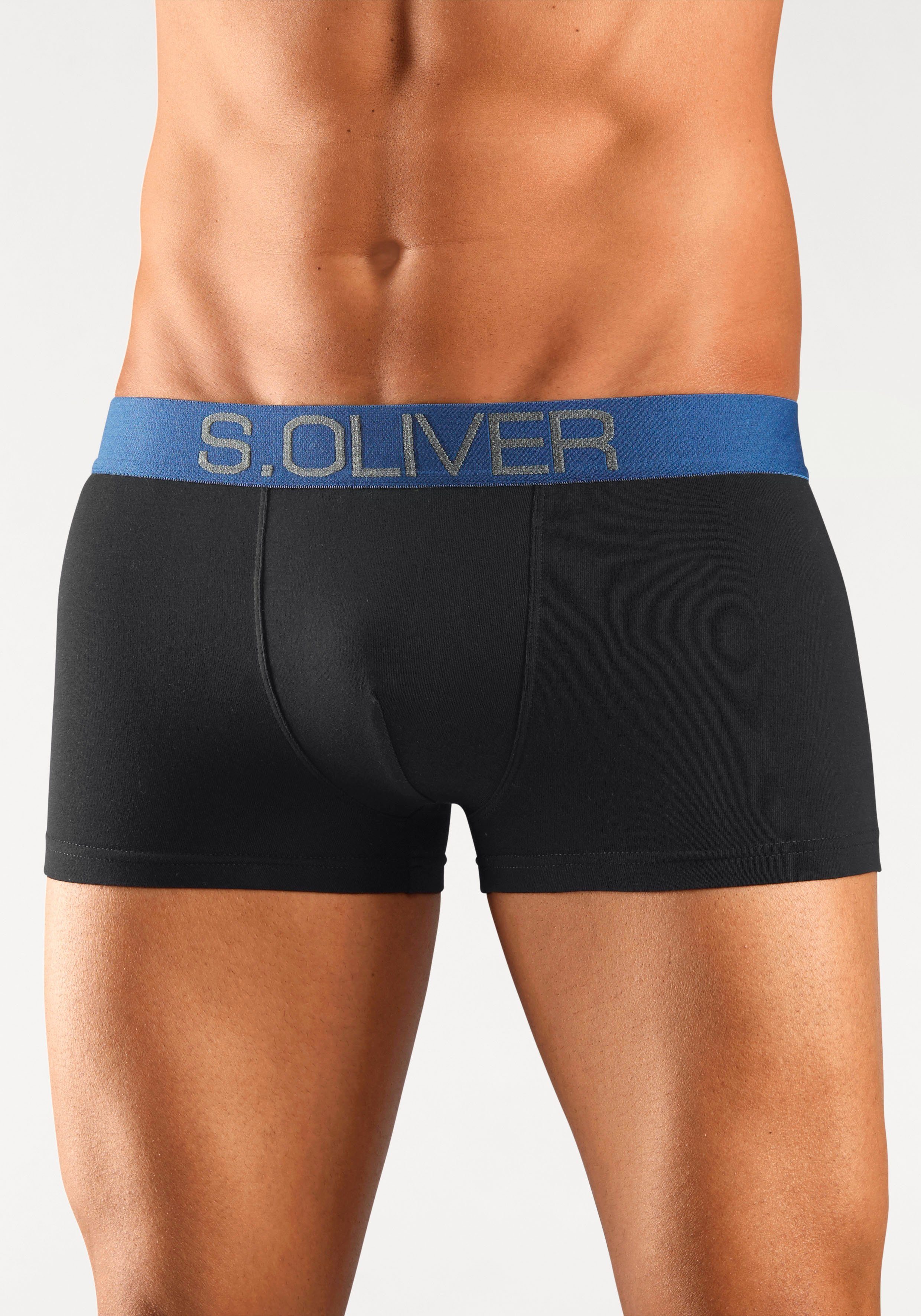 s.Oliver Boxershorts (Packung, Hipster-Form schwarz-khaki, Webbund schwarz-anthrazit, 4-St) in schwarz-bordeaux, mit kontrastfarbenem schwarz-blau