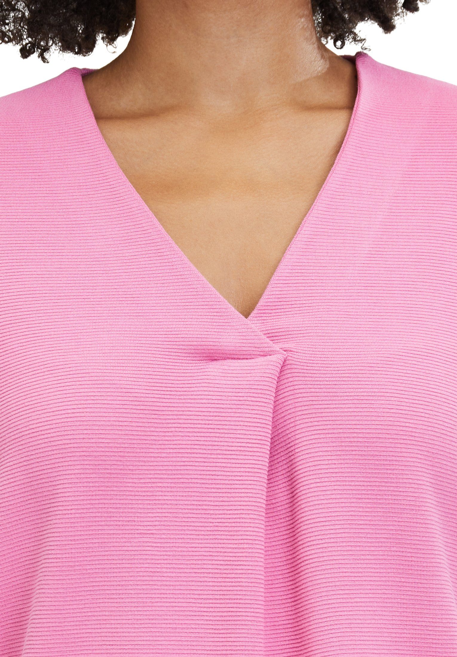 Barclay Ibis (1-tlg) Rose T-Shirt Material V-Ausschnitt Betty mit