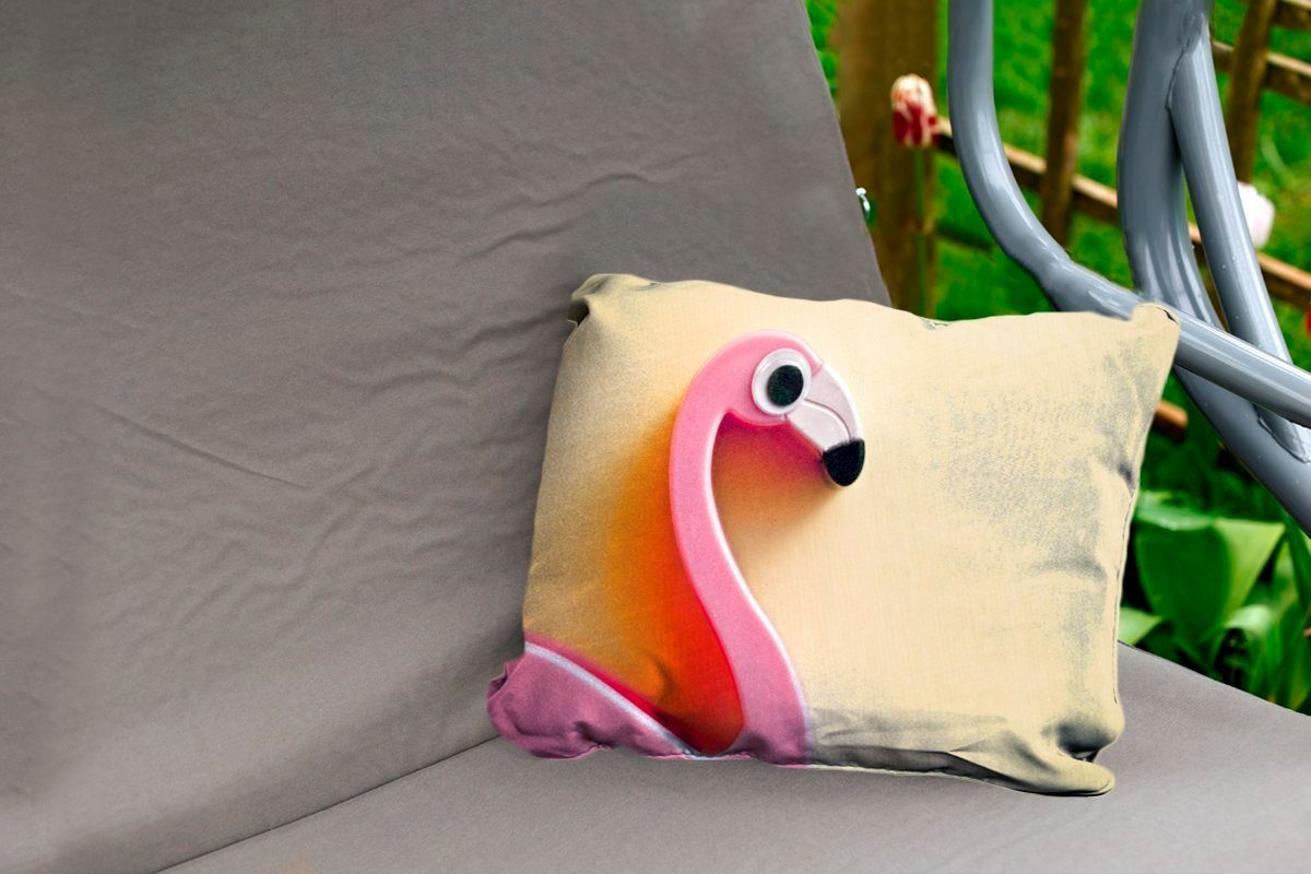 MuchoWow Dekokissen Flamingo mit großem Auge, Dekokissenbezug, Polyester, Outdoor-Dekorationskissen, Kissenhülle