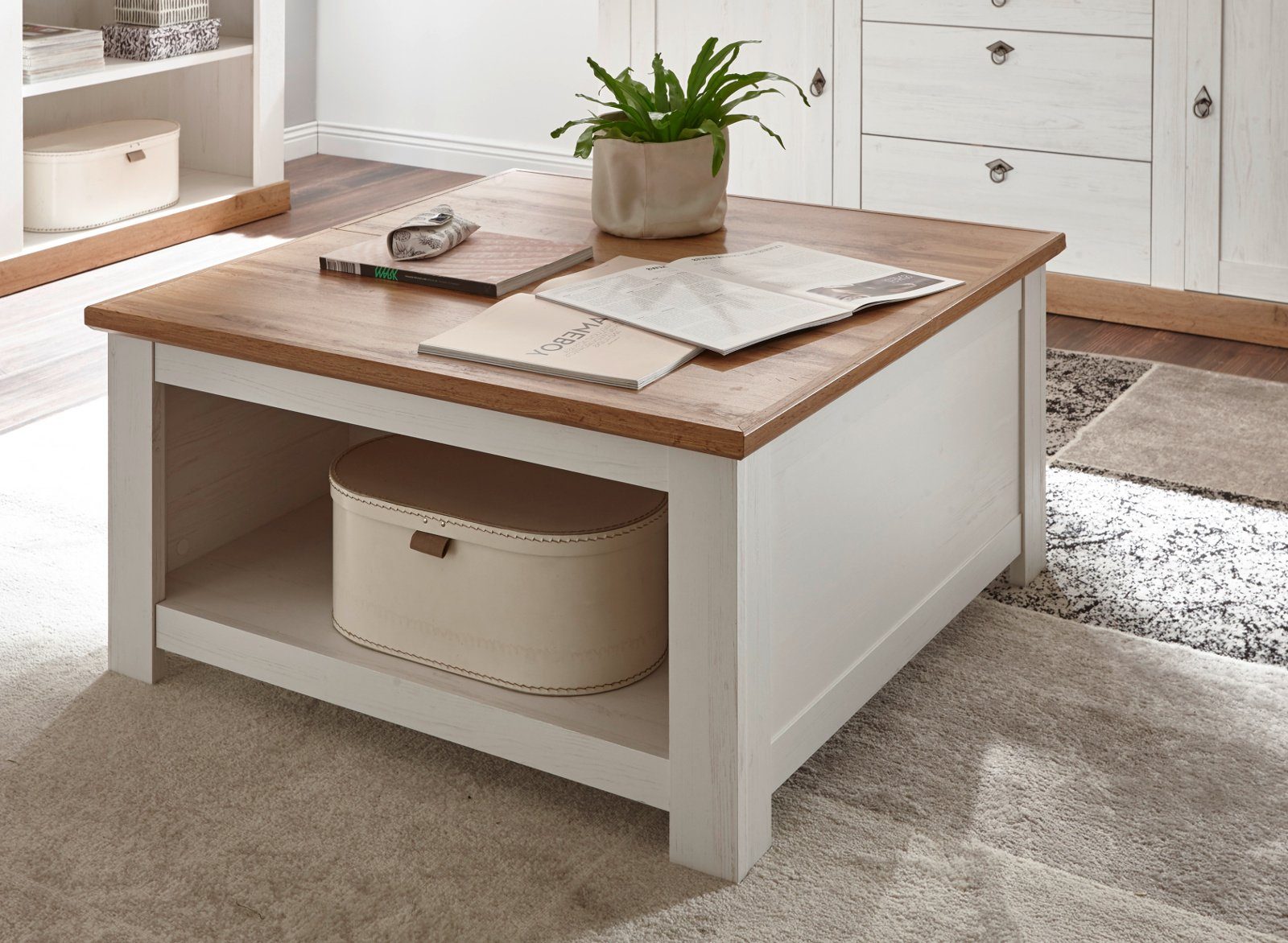 Furn.Design Couchtisch Hemsby (in Pinie weiß mit Wotan Eiche, quadratisch, 95 x 95 cm), mit Truhenfach, Landhausstil – Bild 5 von 5