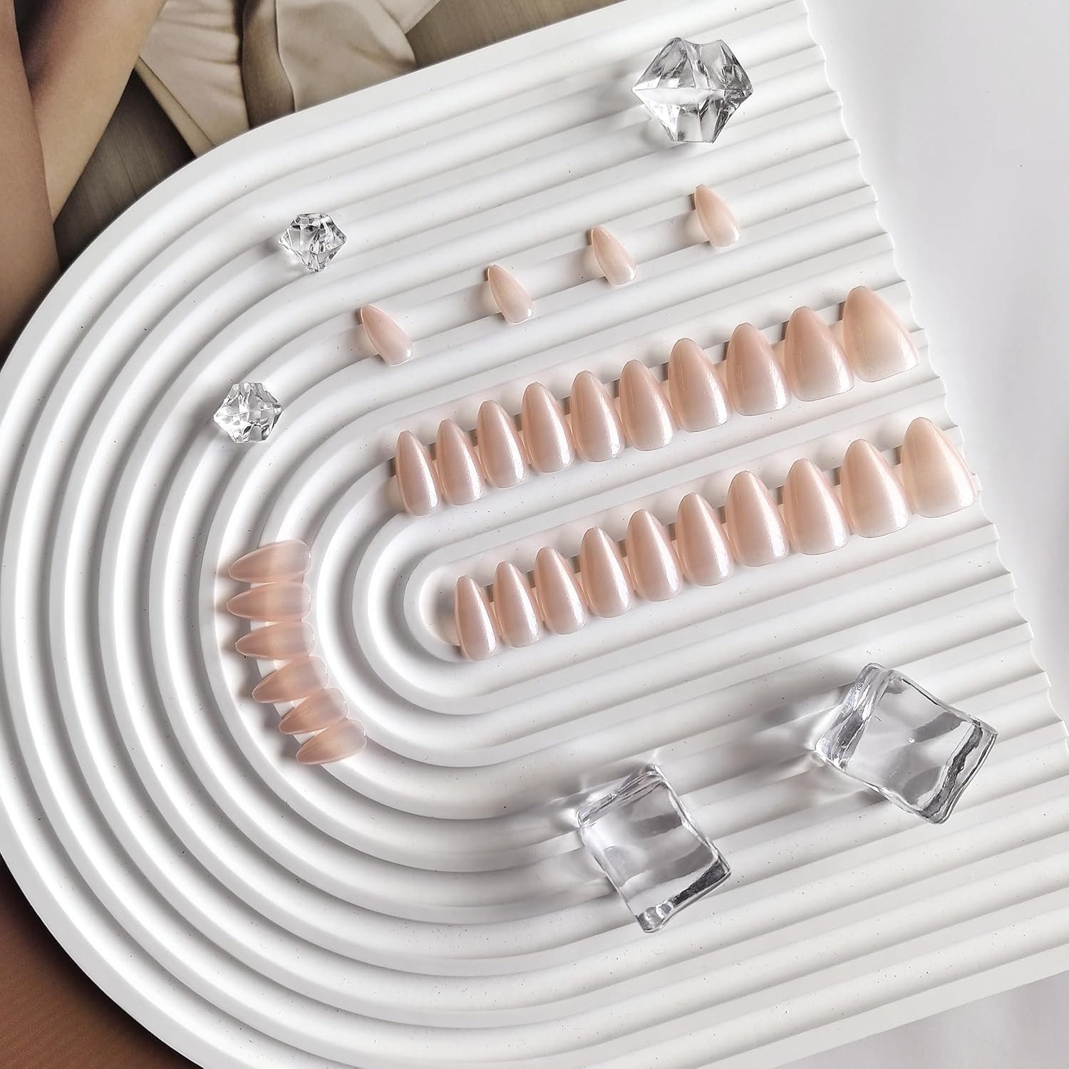 WowWoke Kunstfingernägel 30 Gradient Pink Nägel zum Aufkleben Kurz Mandel Press on Nails Oval, Set 1-tlg., wiederverwendbar für elegante Nägel, Kann selbst aufg – Bild 3 von 5