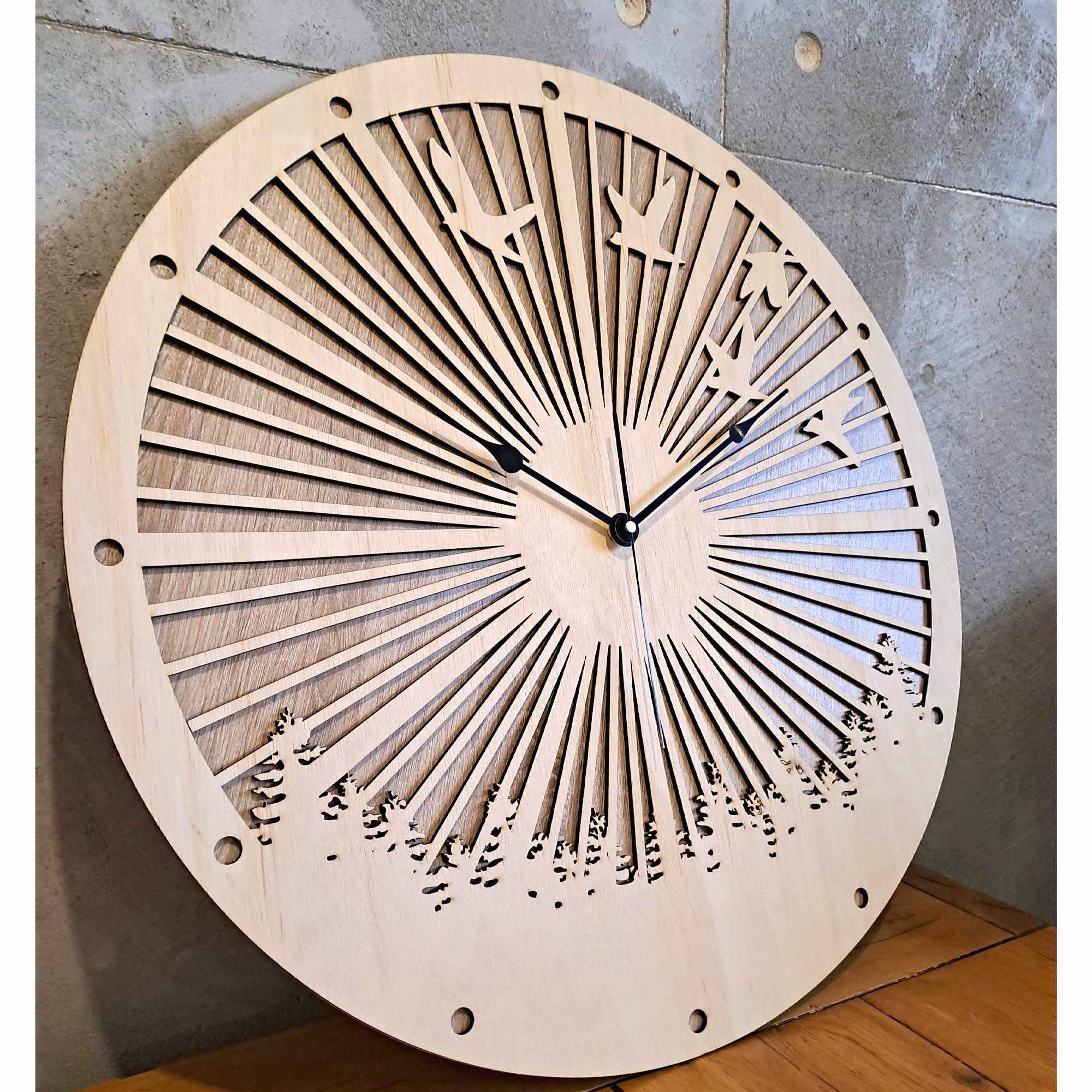 ORNAMENTI Wanduhr Vögel, Wald, skandinavischer Stil, Eiche, moderne, holz, hingucker (ohne Ticken, Wanddeko, Holzdeko, 3 Größen 40, 50, 60 cm)