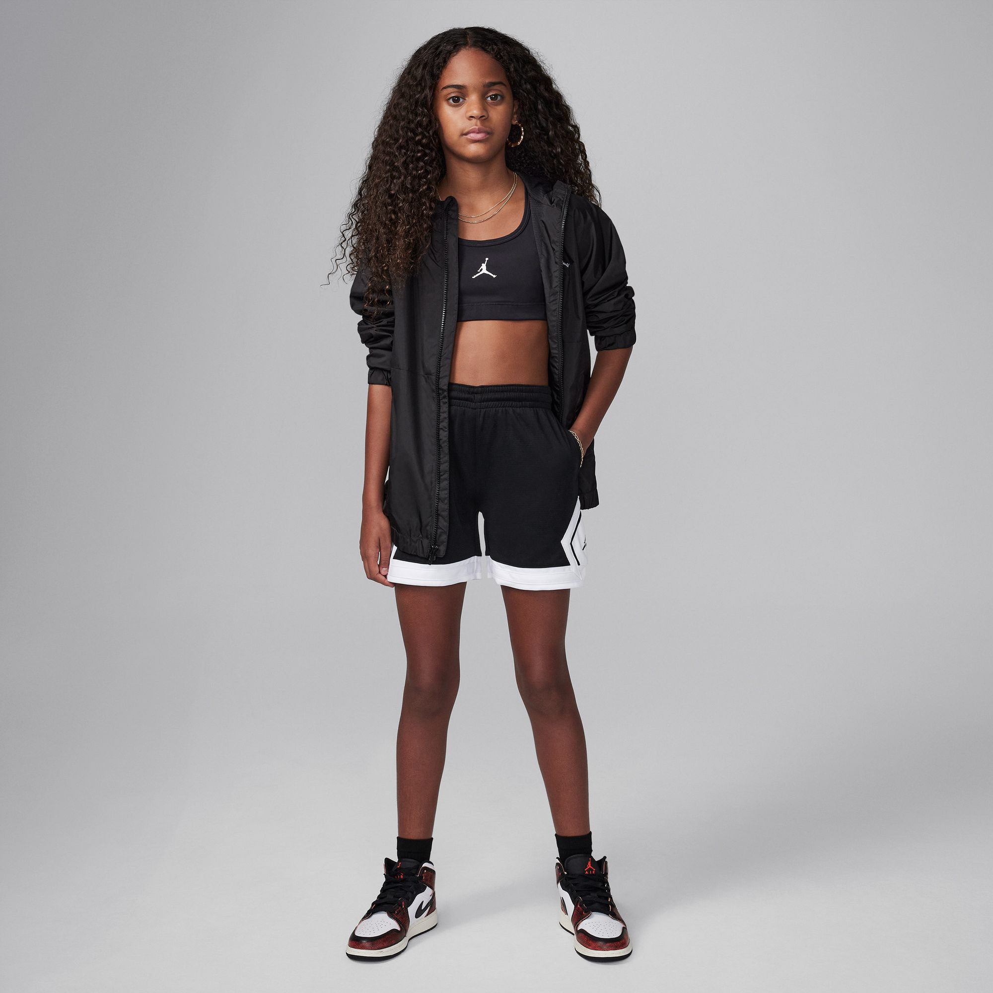 Jordan Trainingsshorts JDG WJ SPORT DIAMOND SHORT für Kinder, mit Diamant-Seiteneinsätzen, aus Mesh-Gewebe