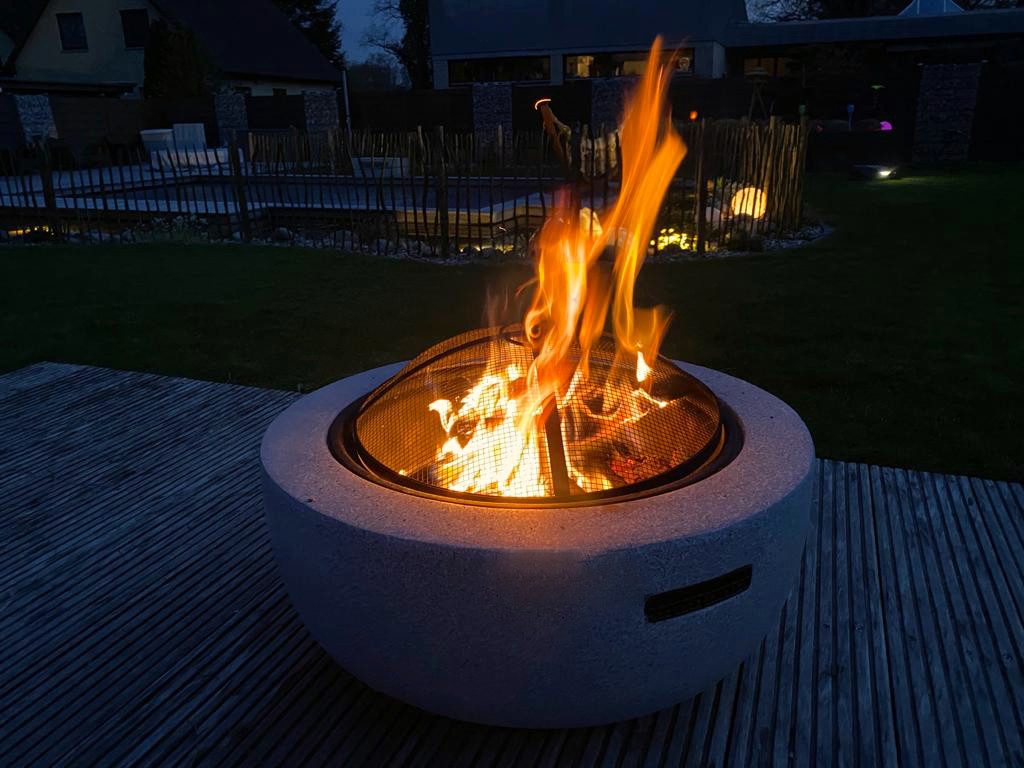 IC Gardenworld 2-in-1 Fire Bowl with Grill Function, Modern Fire Pit, incl. Grill Grate, Spark Screen, Can Be Used as a Grill or Fire Basket