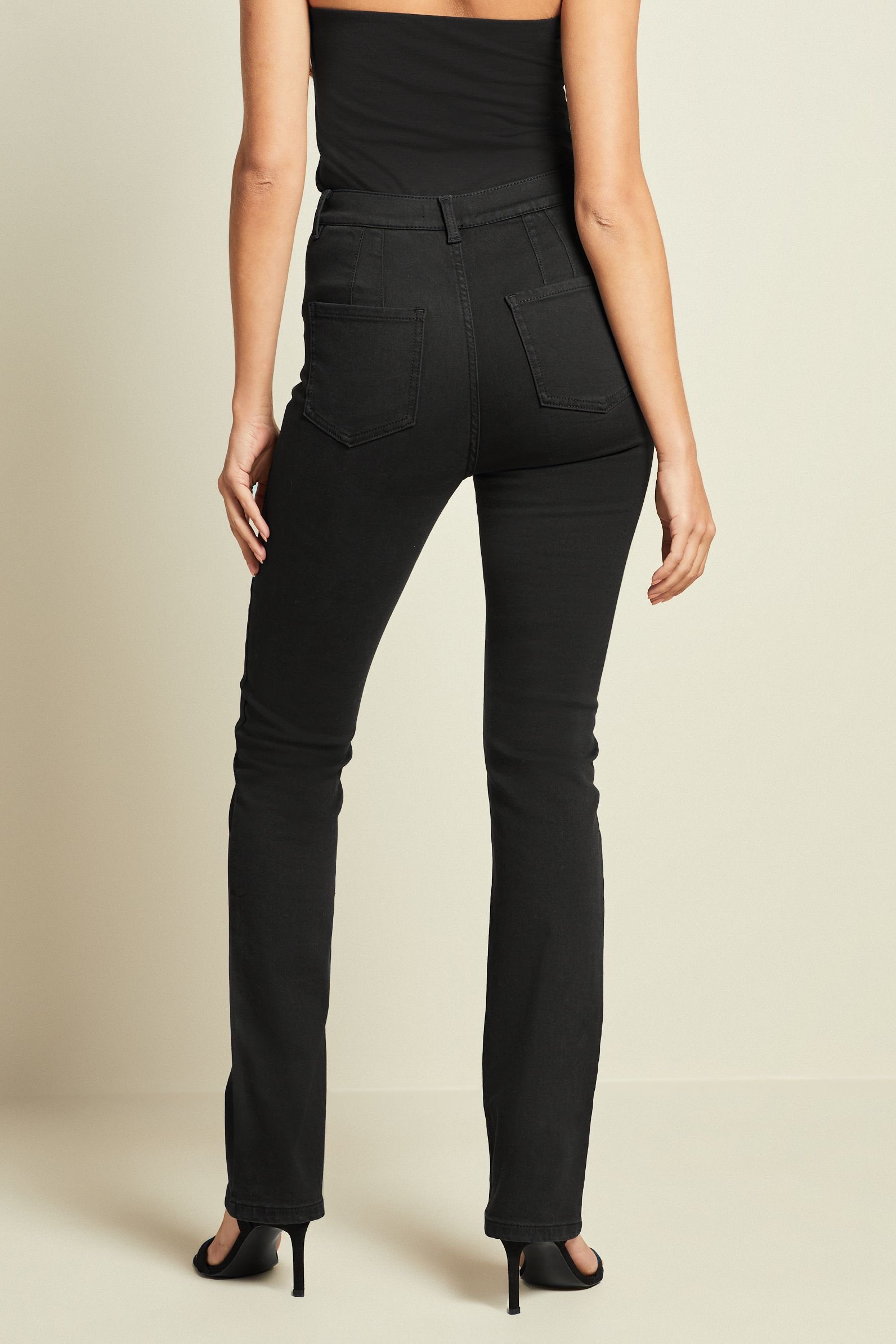 Knopf Shape-Bootcut-Jeans mit Push-up-Jeans (1-tlg) Black & Lift, Slim Next