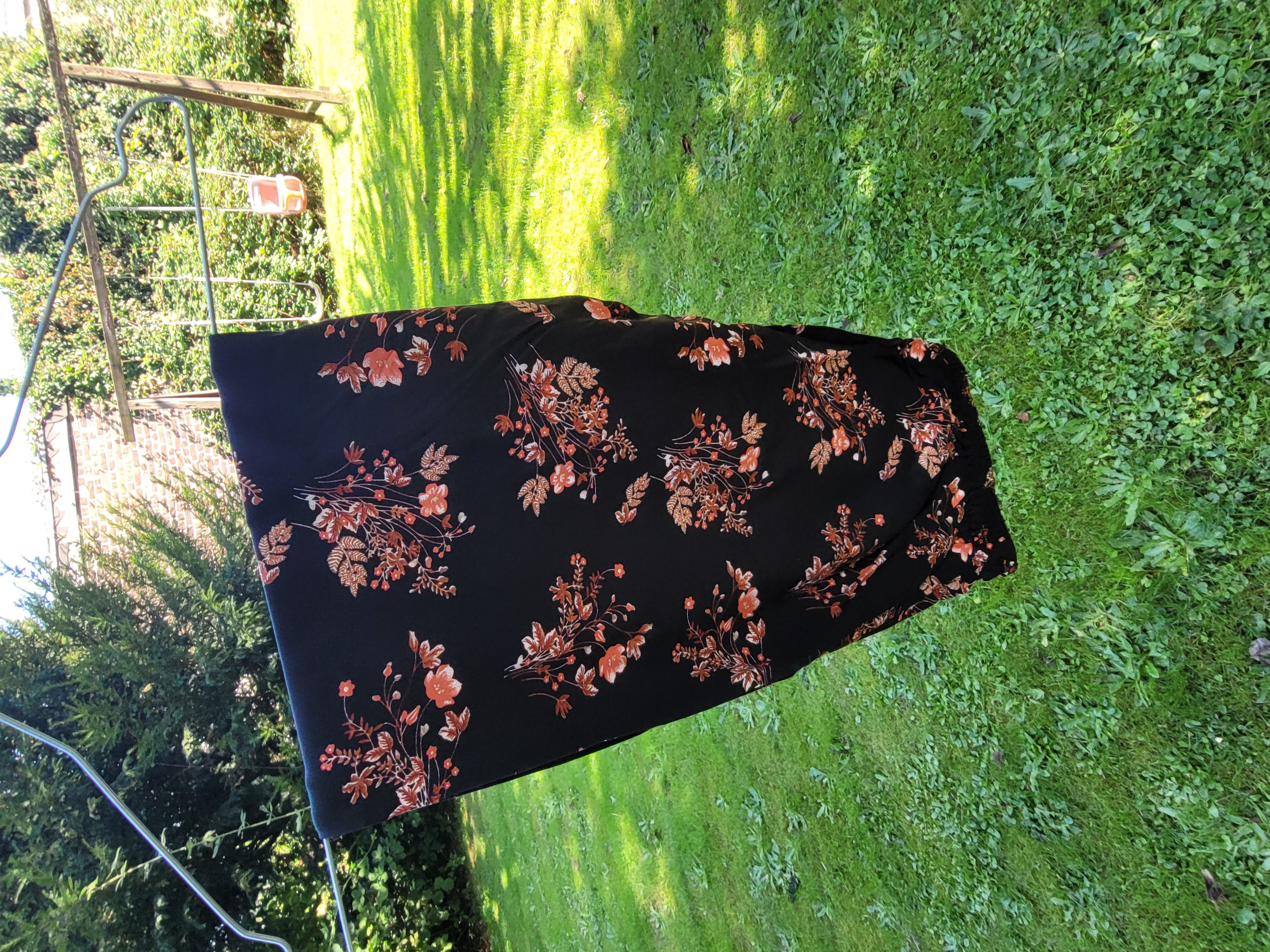 PfauGermany Pyjamahose Black Flowers