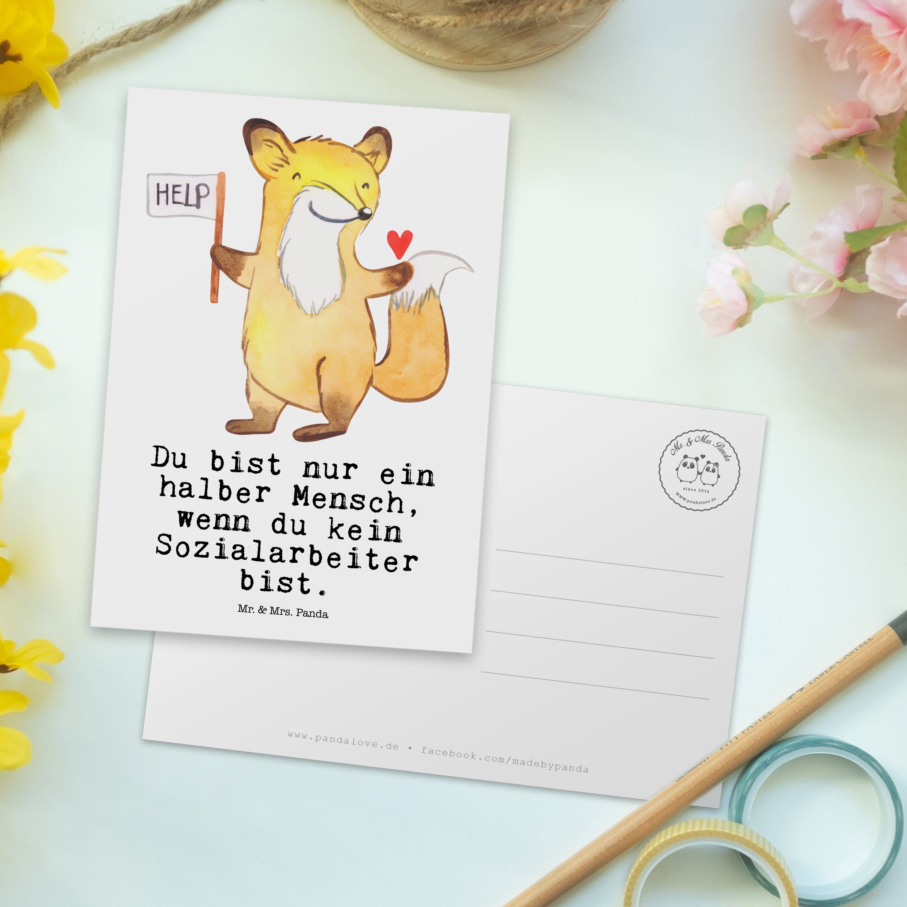 Mr. & - Postkarte Weiß - Geschenk mit Sozialarbeiter Panda Herz Rente, Grußkarte, Geschenk, Mrs