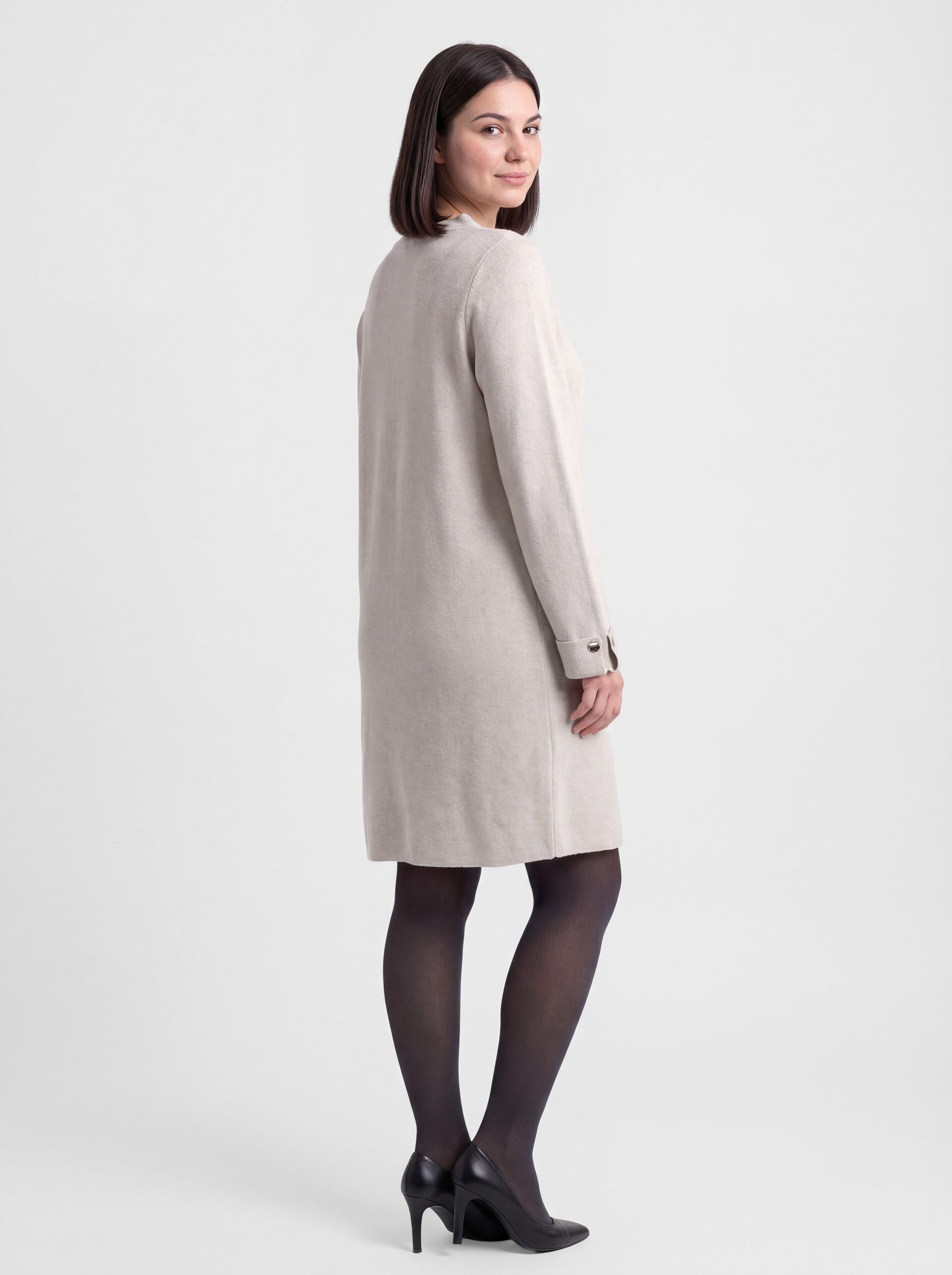 PEKIVESSA Strickkleid Feinstrickkleid gerader Schnitt fester Strick weicher Griff