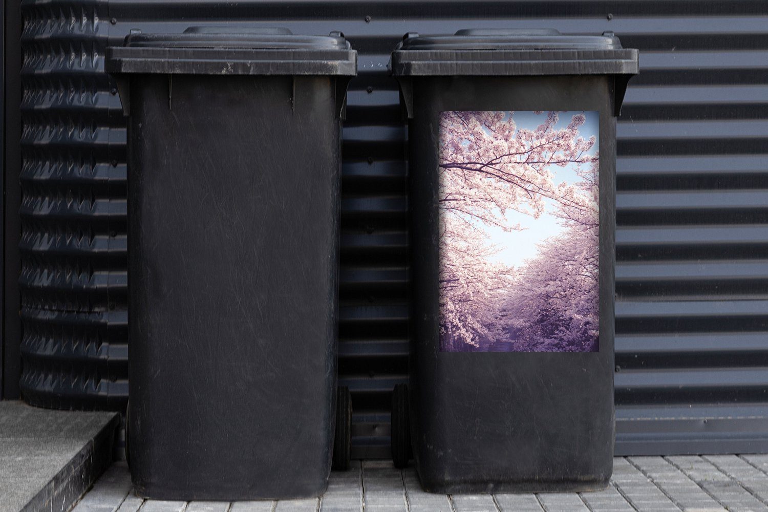 im Sticker, (1 Kirschbaumzweige MuchoWow St), Frühling Mülltonne, Mülleimer-aufkleber, Container, Wandsticker Abfalbehälter