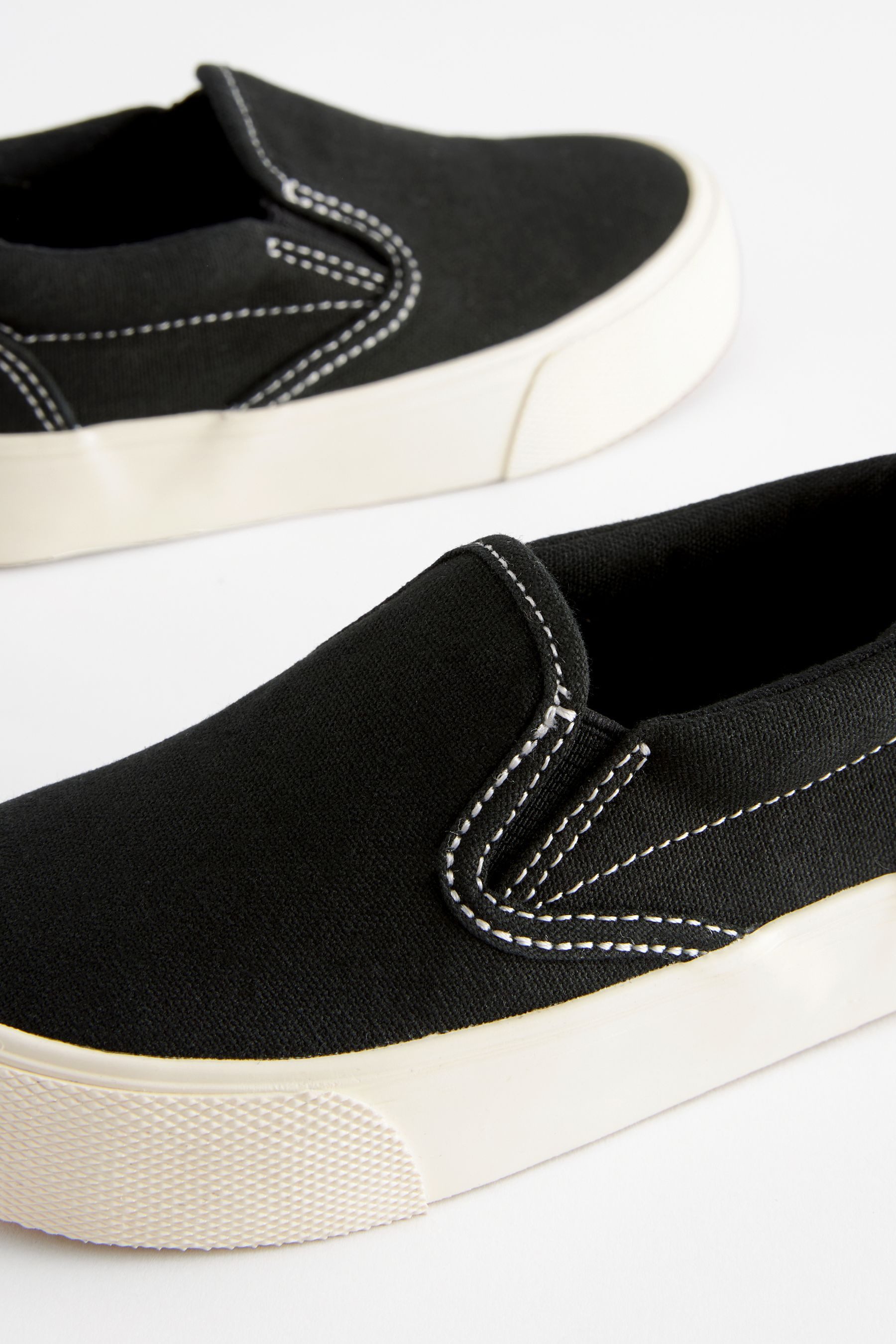Next Schlupfschuhe Slipper (1-tlg)