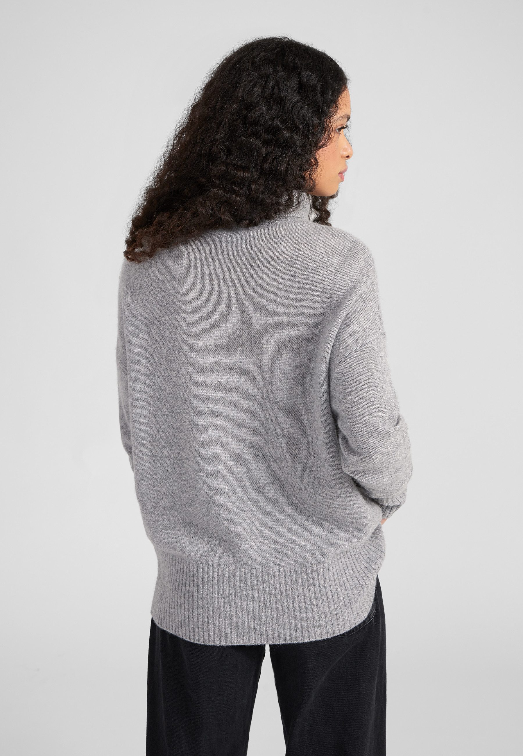 Style & Republic Kaschmirpullover Rollkragenpullover oversize aus 100% Kaschmir Rollkragenpullover oversize aus 100% Kaschmir