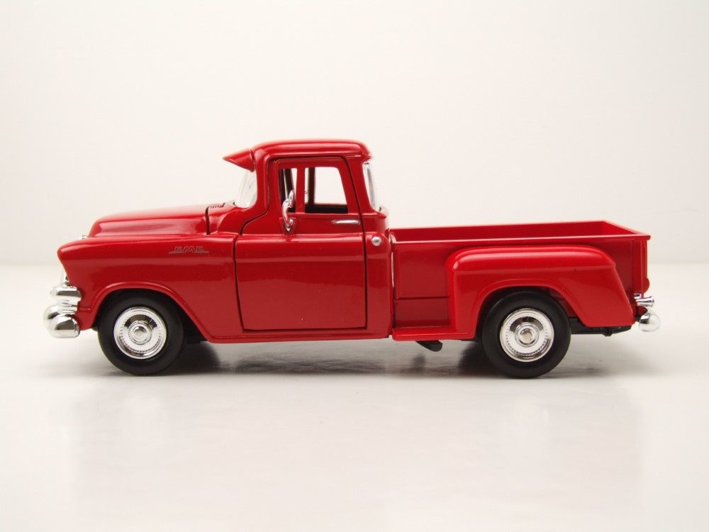 Motormax Modellauto GMC Blue Chip Pick Up 1955 rot, Maßstab 1:24