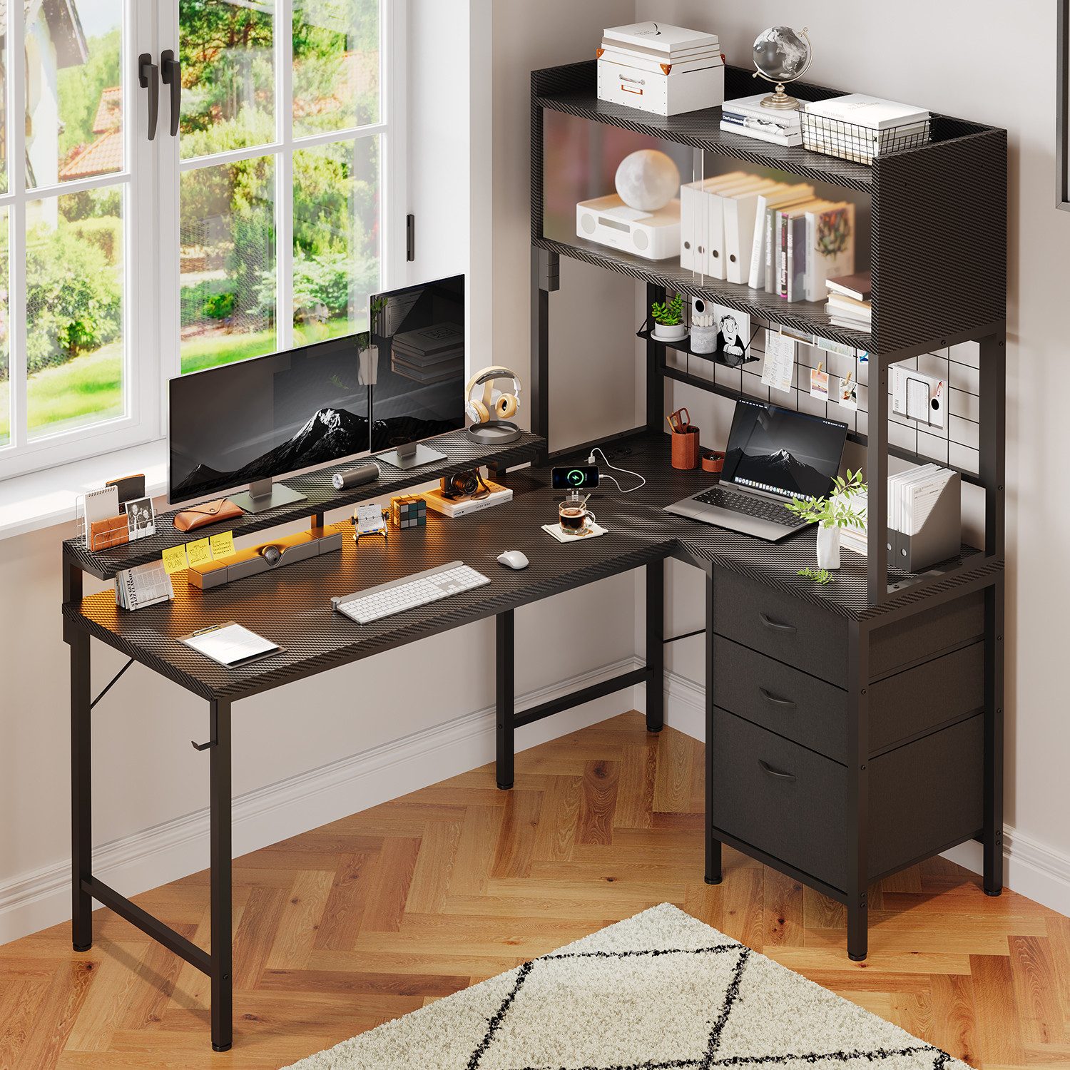 HOMALL Schreibtisch L-förmiger Gamingtisch mit Regal, LED-Leuchten, Steckdose & Schubladen (Maße: 115 cm, mit Vitrine, 4 Stoffschubladen und Haken, links oder rechts montierbar)