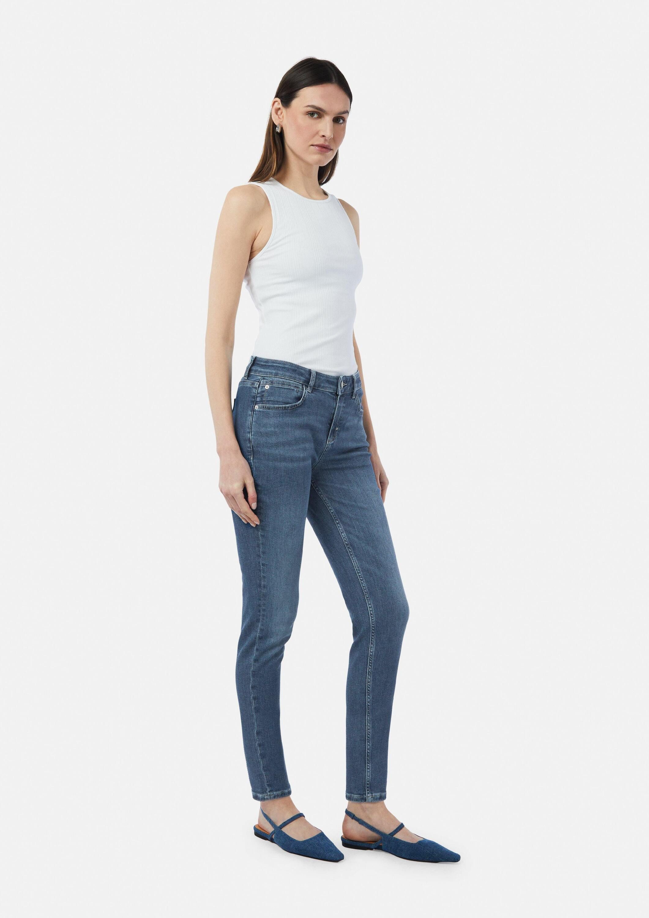comma Slim-fit-Jeans Jeans-Hose Jeans im Slim Fit