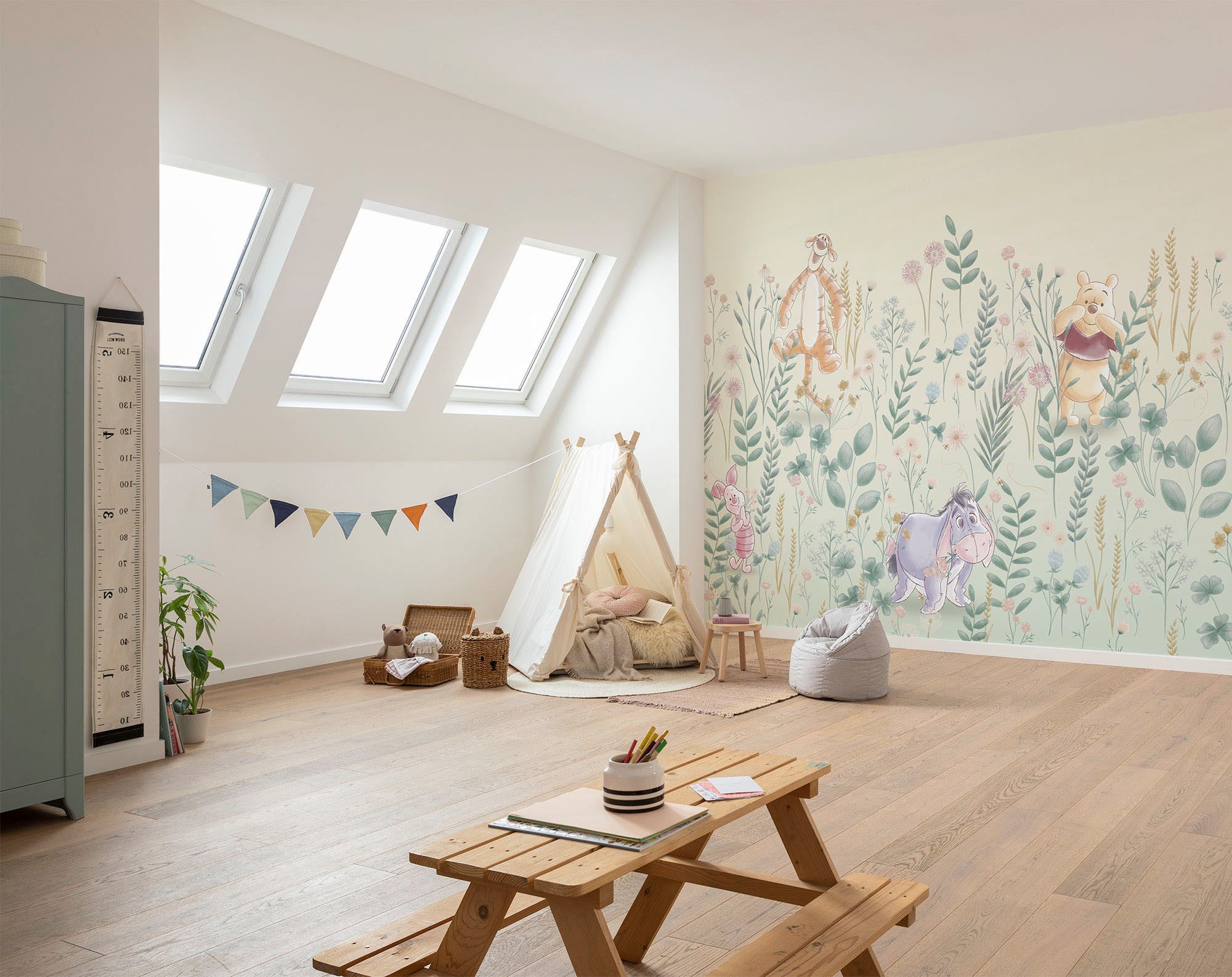 Komar Fototapete Digitaldruck Vlies - Winnie the Pooh Hide and Seek, glatt, bedruckt, (Packung, 1 St), Kinderzimmer