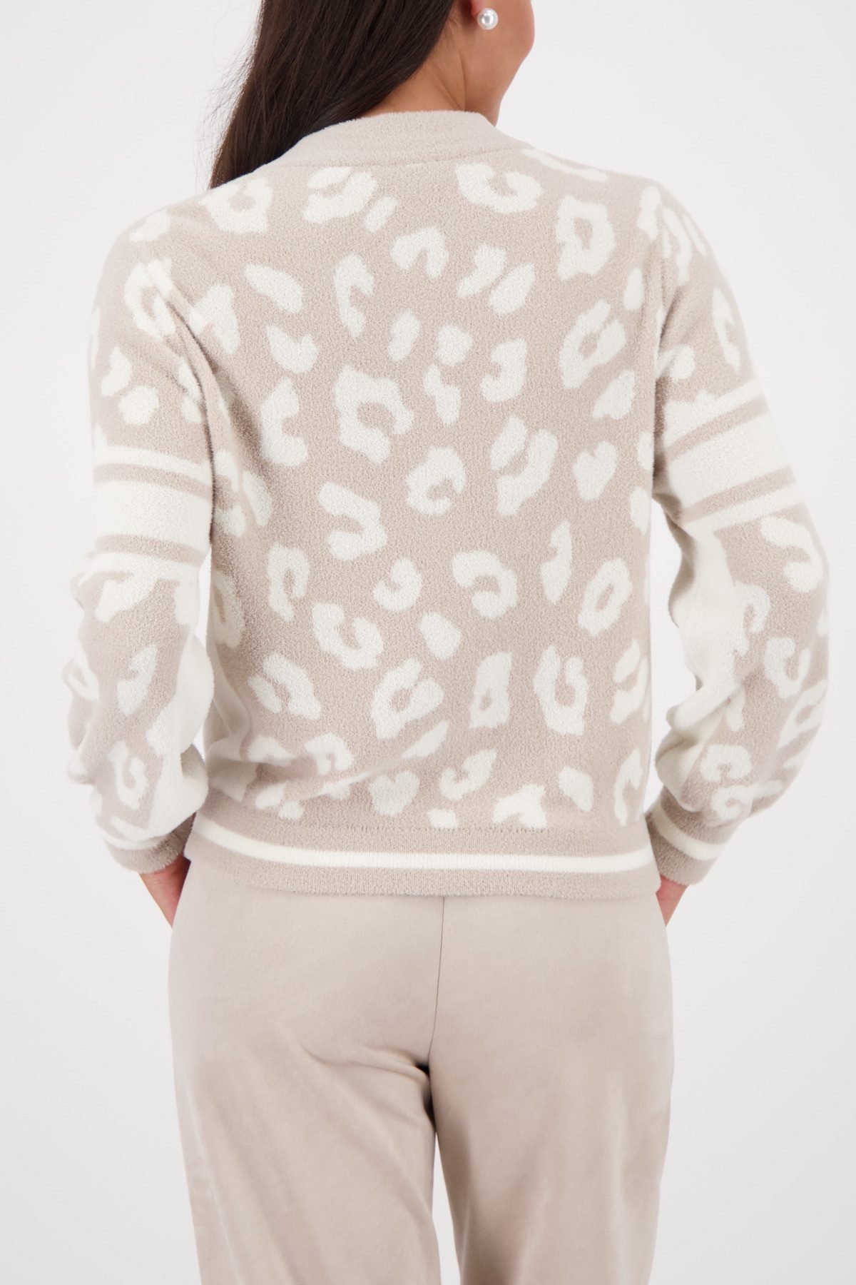 Monari Strickjacke Jacke Strickjacke Leo Regular fit mit Rundhalsausschnitt günstig online kaufen