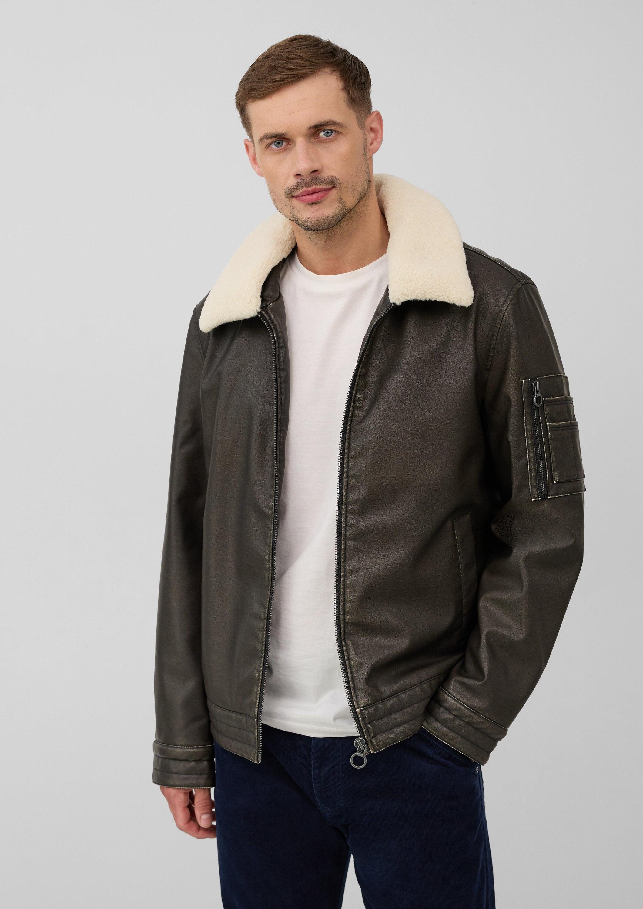 s.Oliver Funktionsjacke Outdoor-Jacke Bomberjacke aus Lederimitat mit abnehmbarem Teddy-Kragen