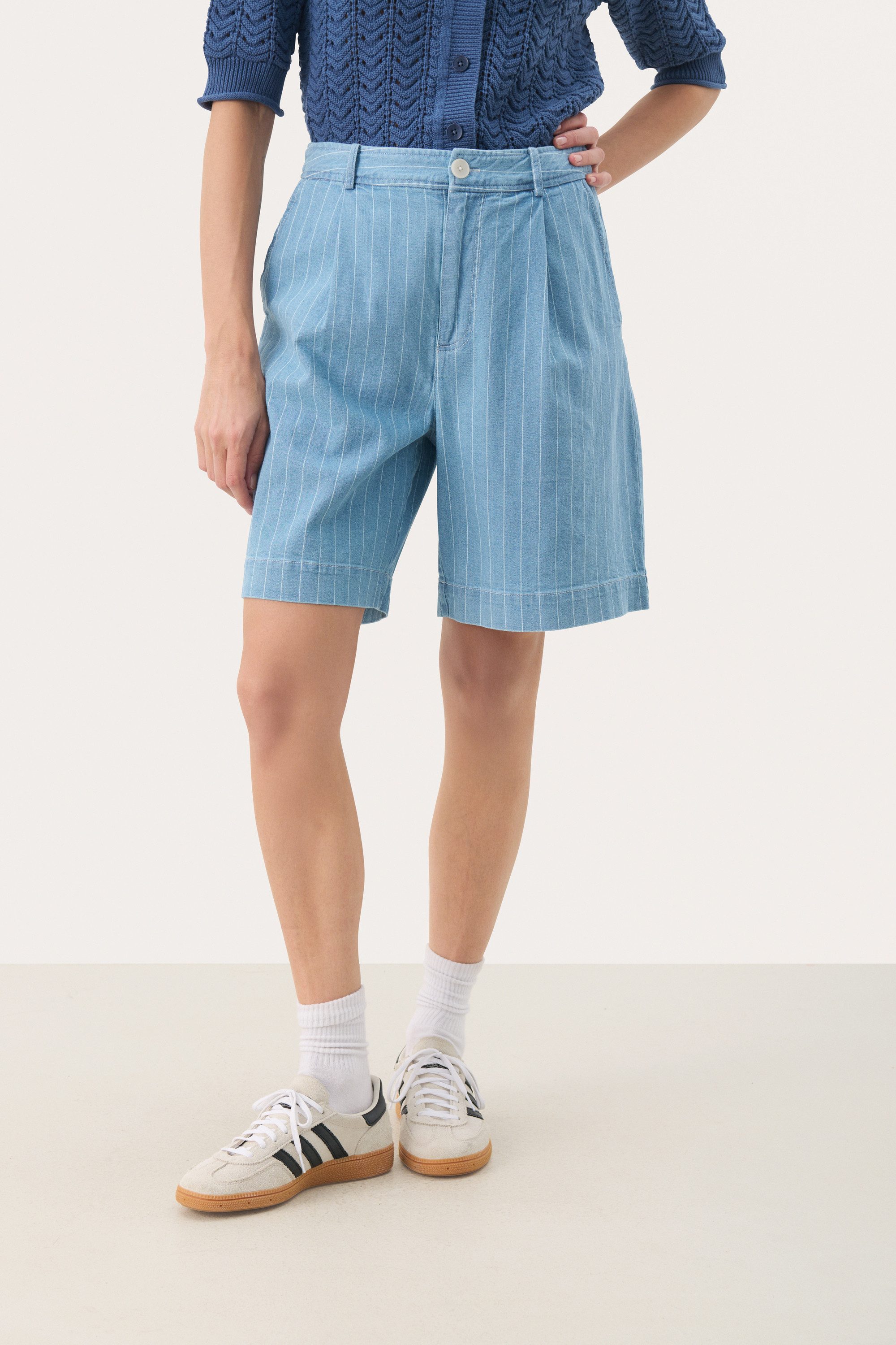 Part Two Shorts Shorts ReginasPW